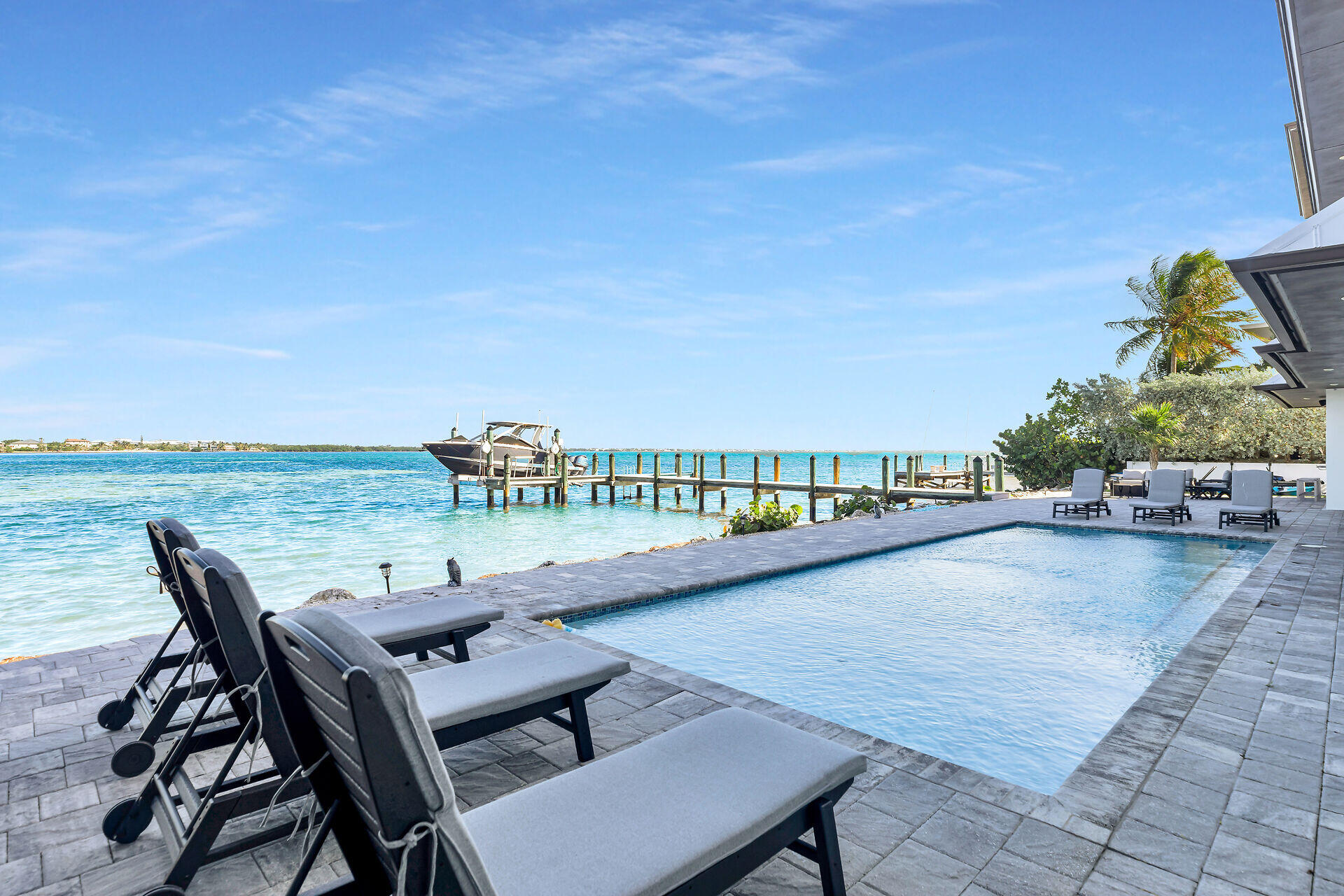 14 E Ocean Drive Property Photo 3