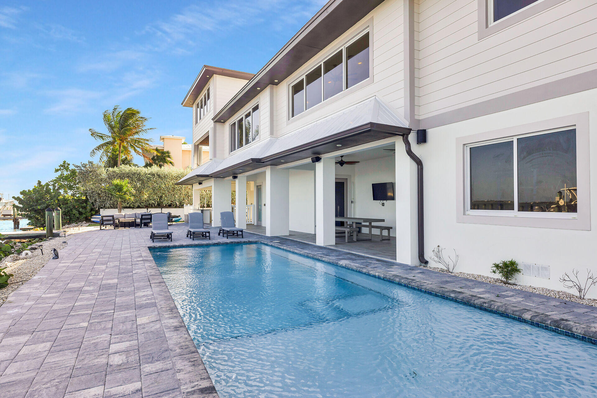 14 E Ocean Drive Property Photo 16
