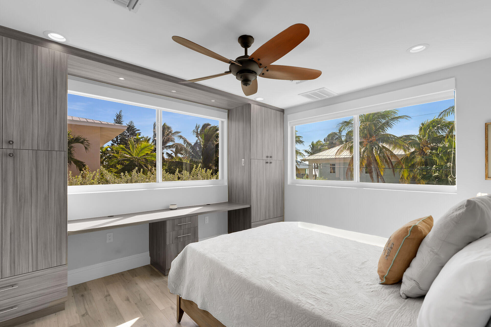 14 E Ocean Drive Property Photo 47