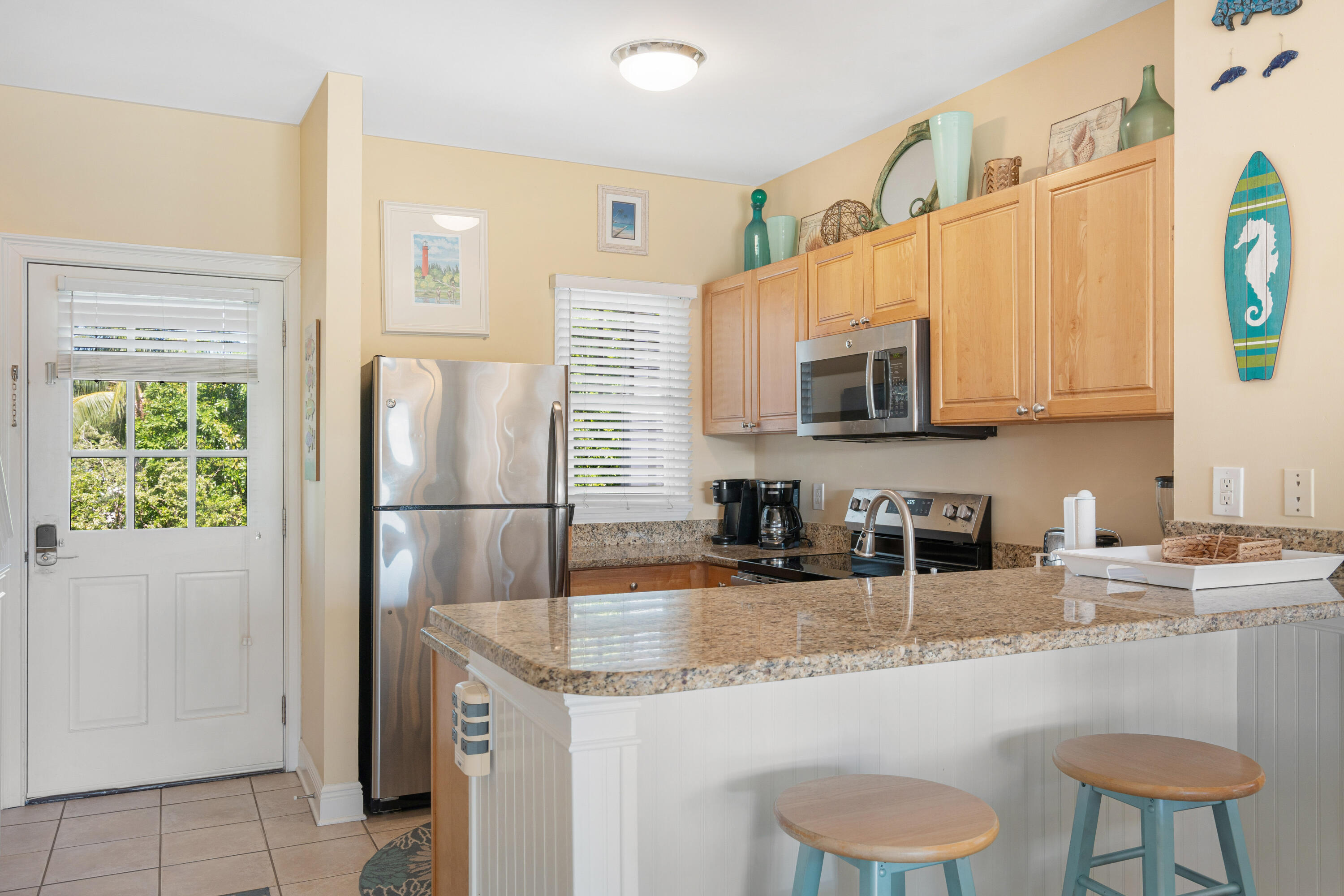 7020 Harbor Village Drive Property Photo 8