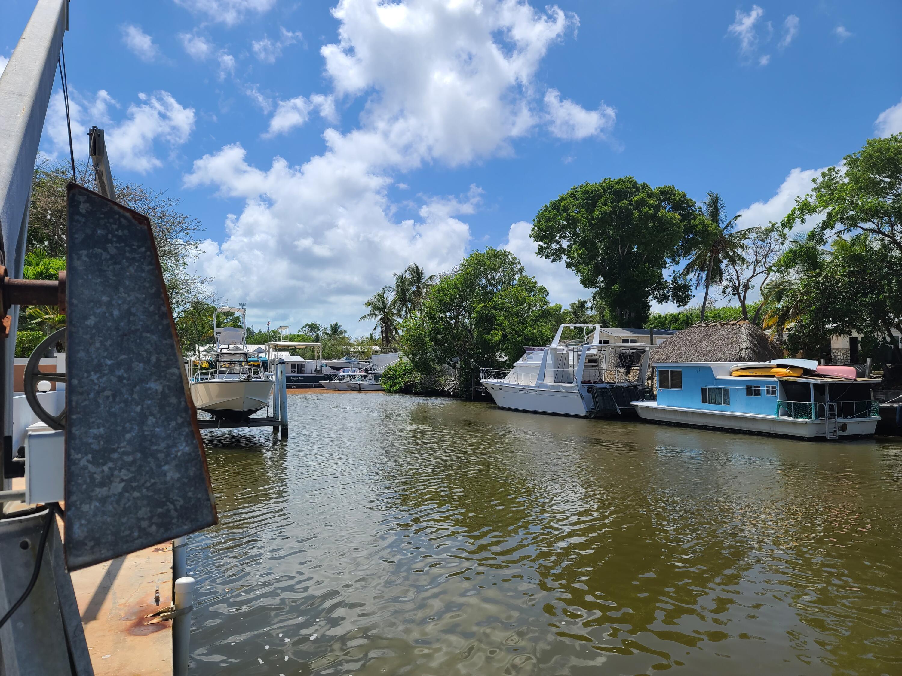 14 S Exuma Road Property Photo 20