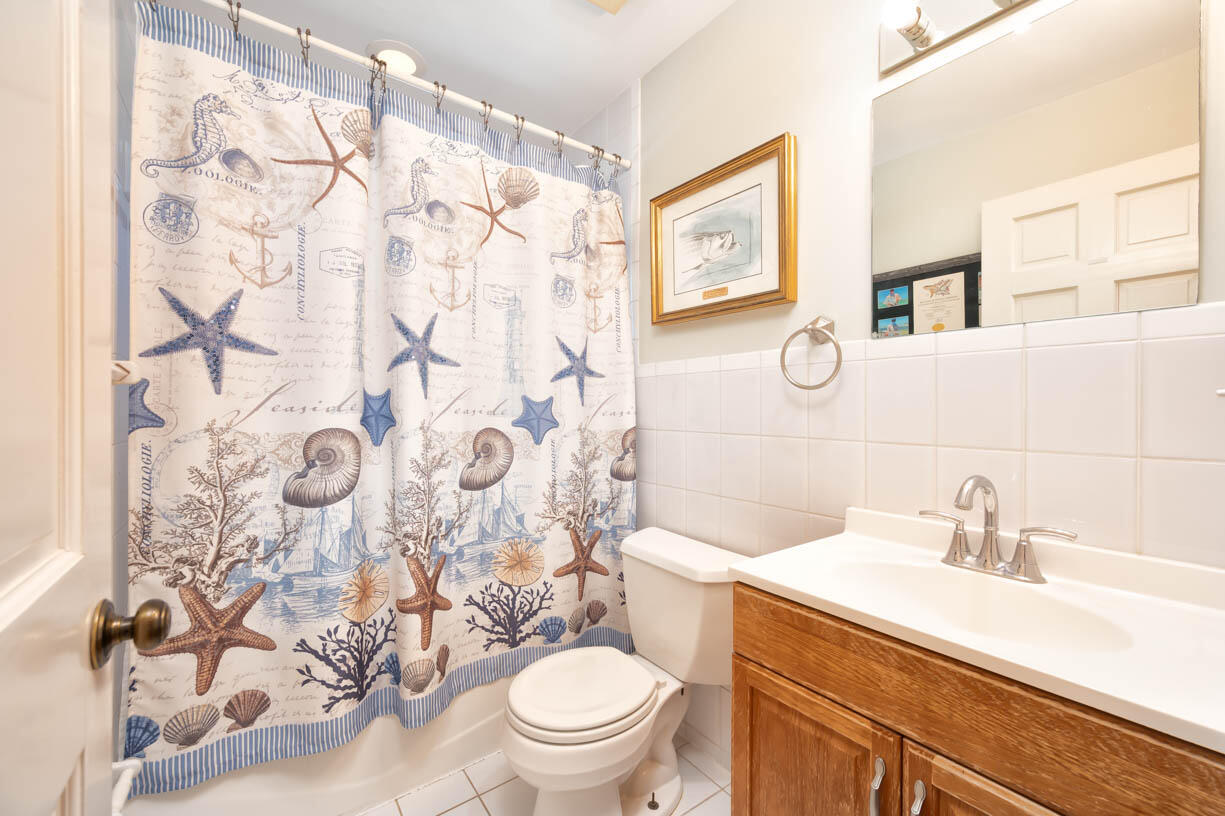 17376 Jamaica Lane Property Photo 11