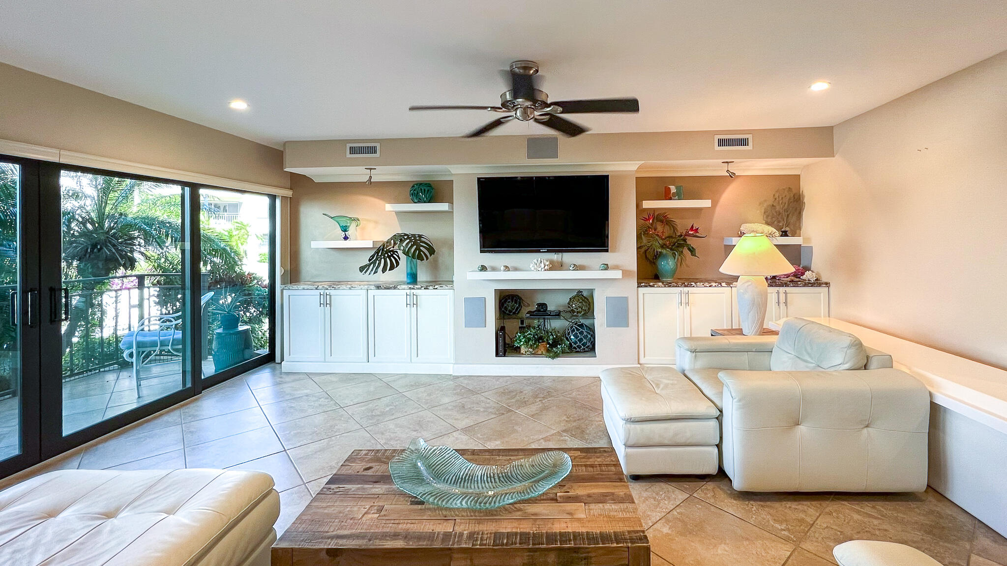 104500 Overseas Highway, A104 Property Photo 3