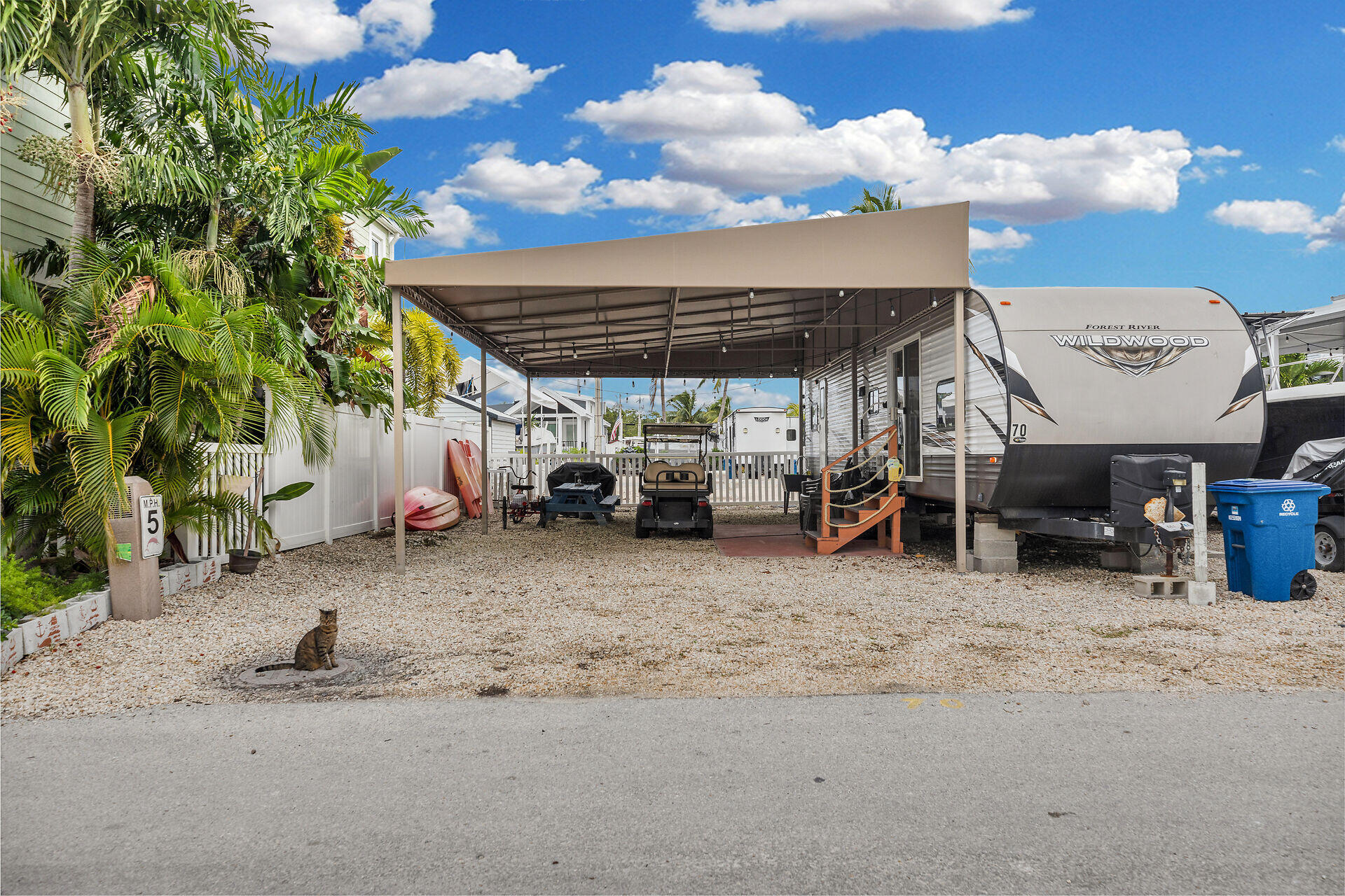 325 Calusa Street, 70 Property Photo 2