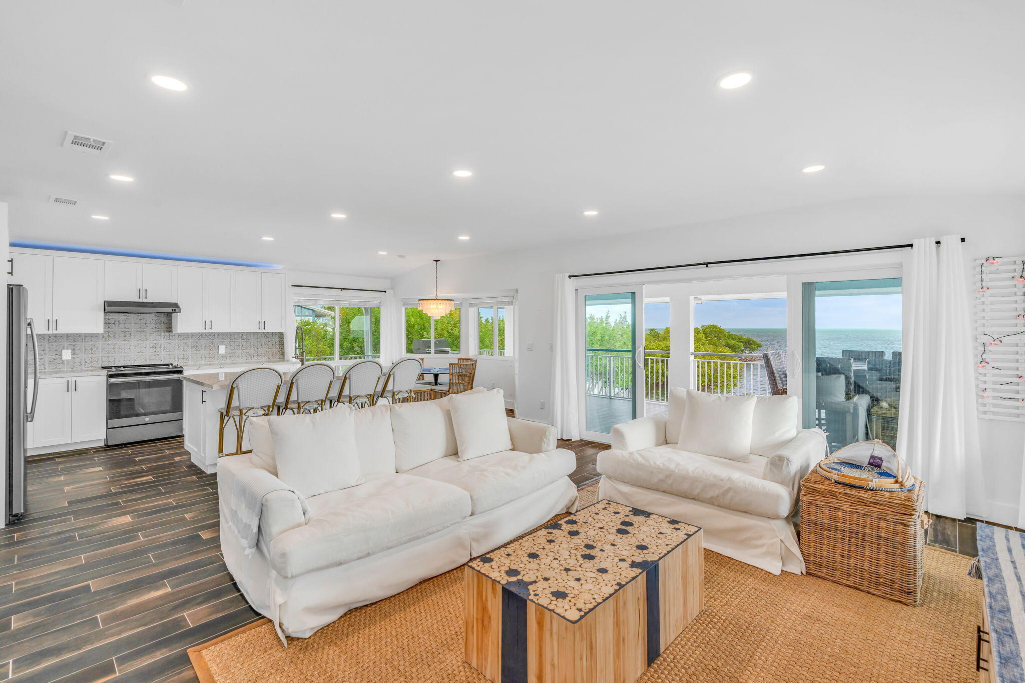 803 Bonito Lane Property Photo 10