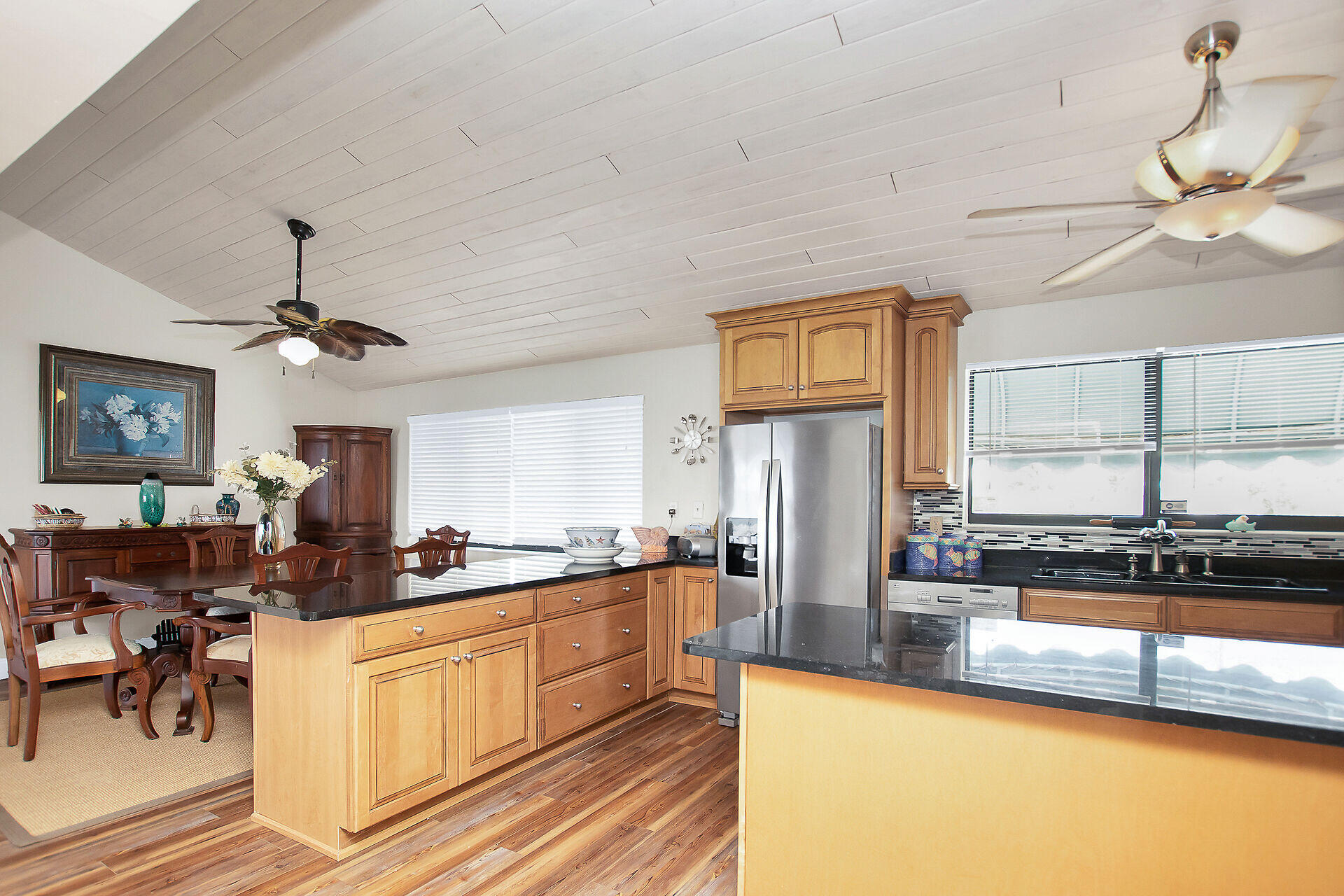 298 Burgundy Drive Property Photo 10