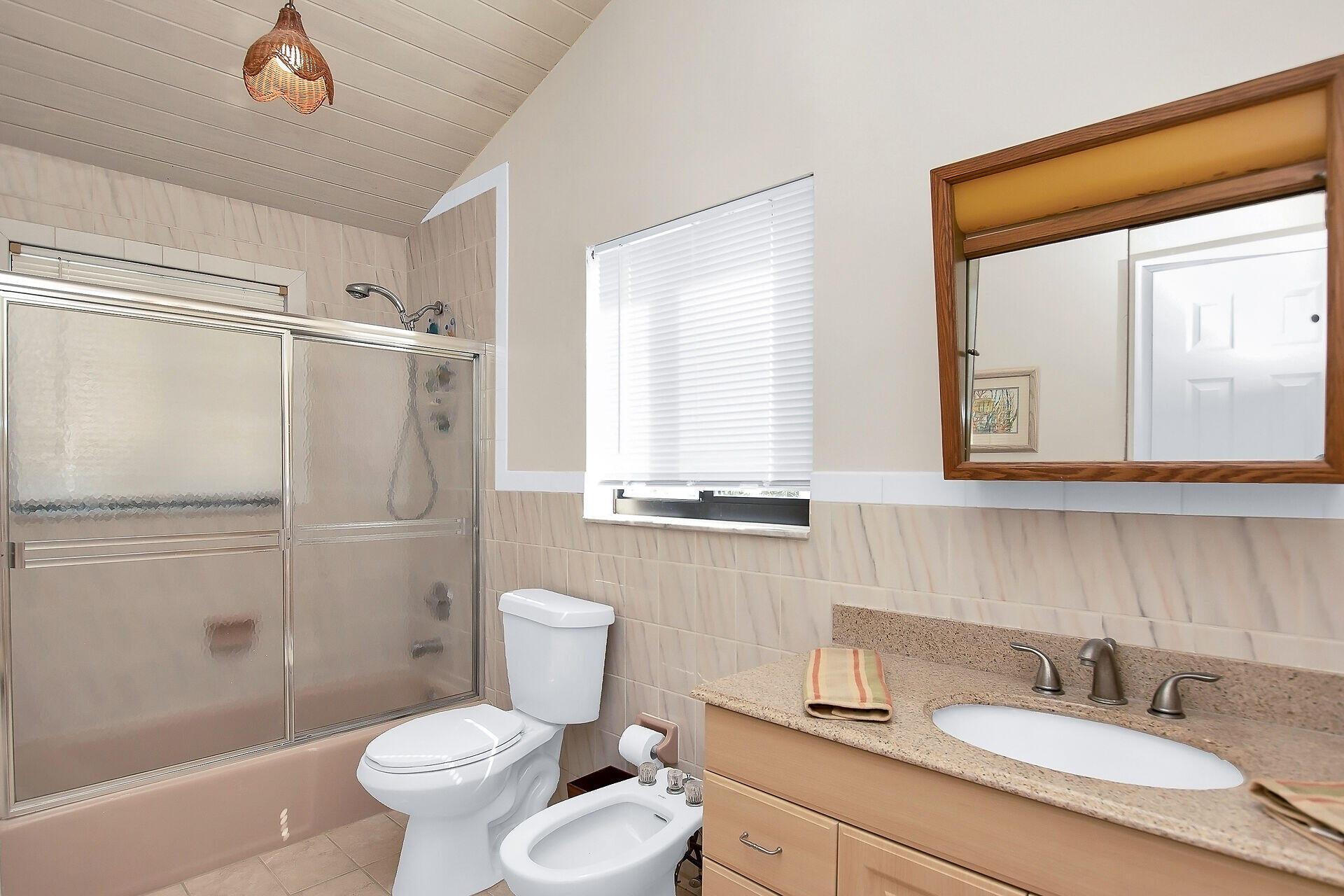 298 Burgundy Drive Property Photo 19