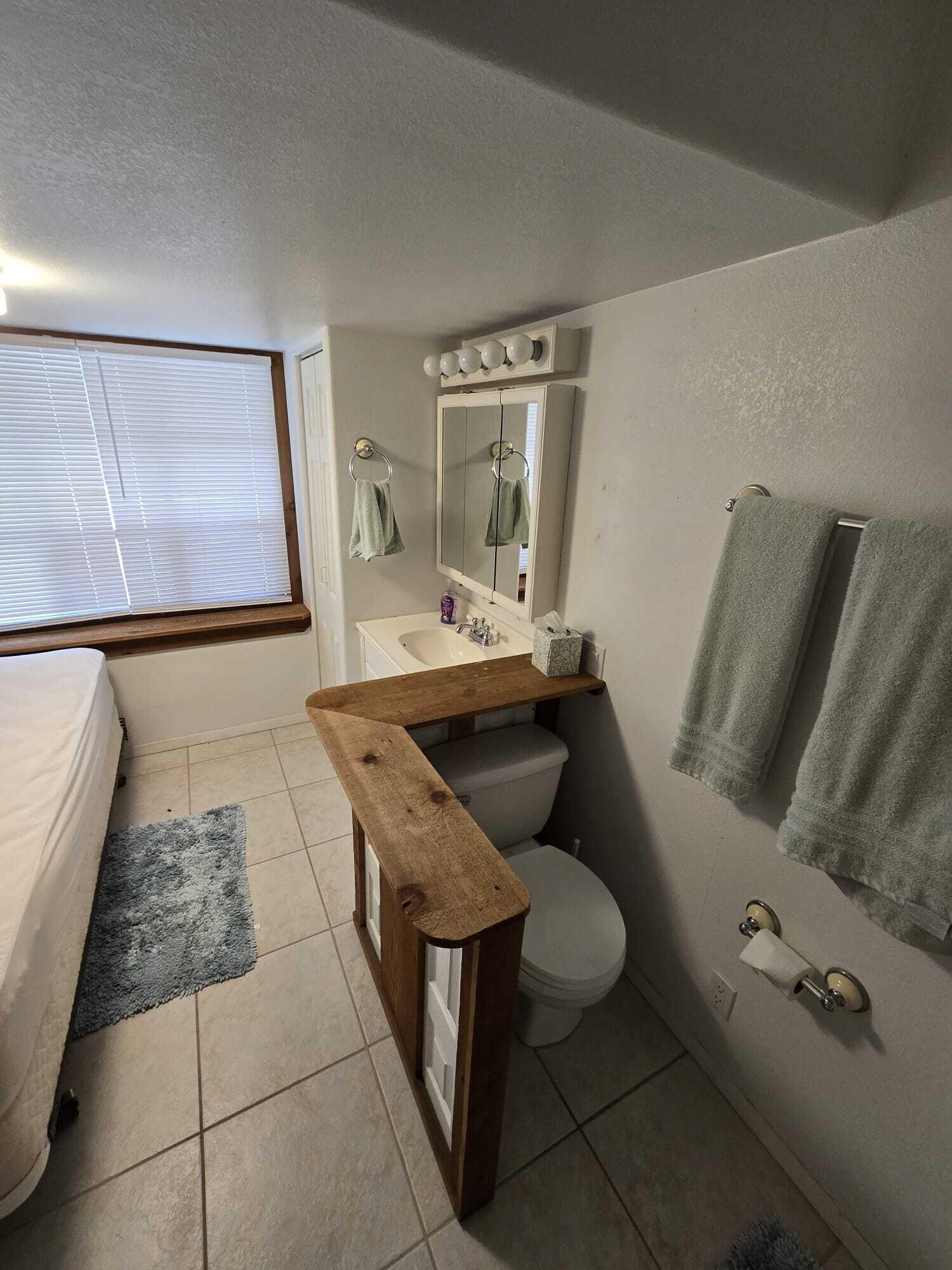 86 Avenue B Property Photo 17