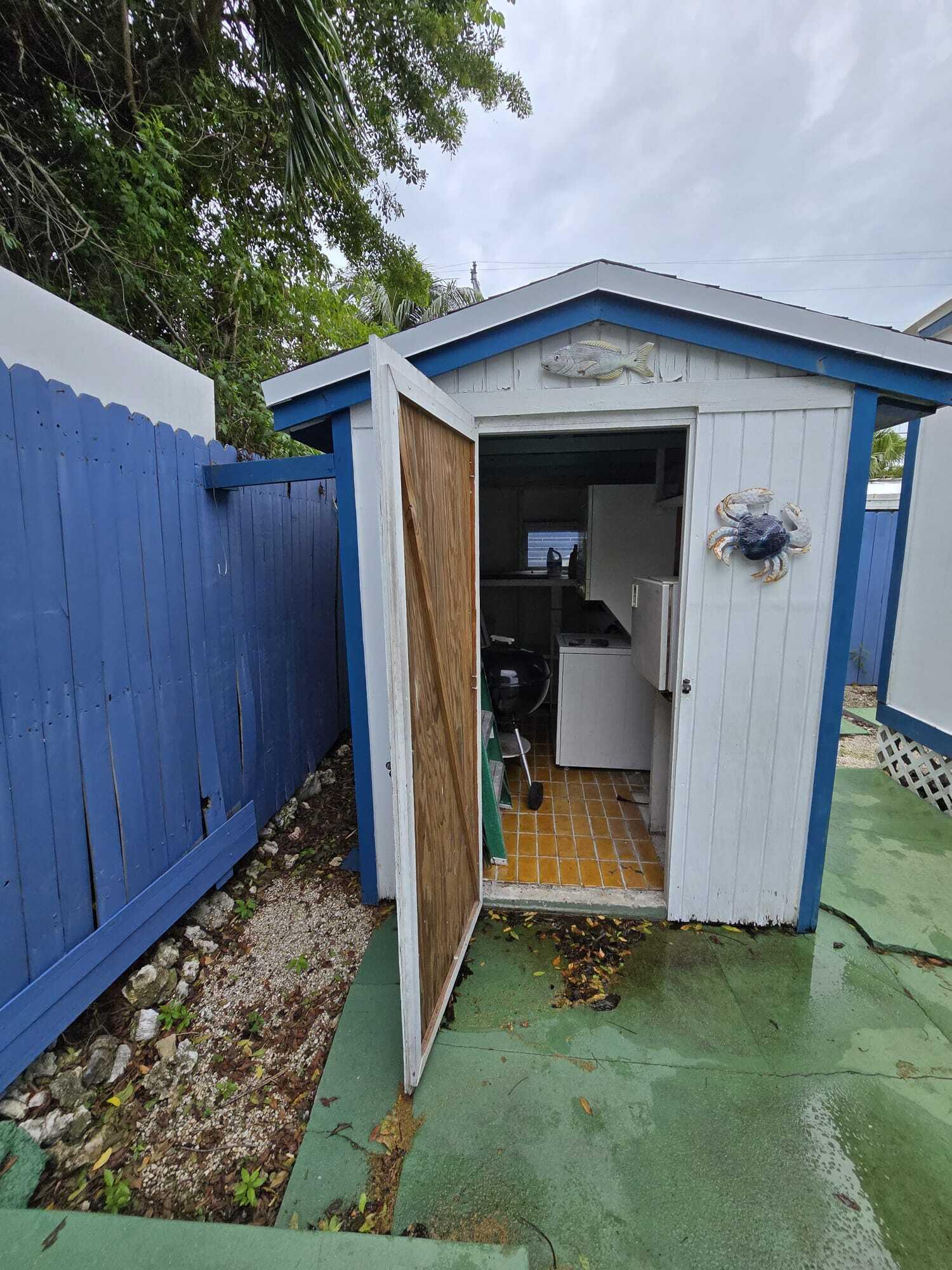 86 Avenue B Property Photo 19
