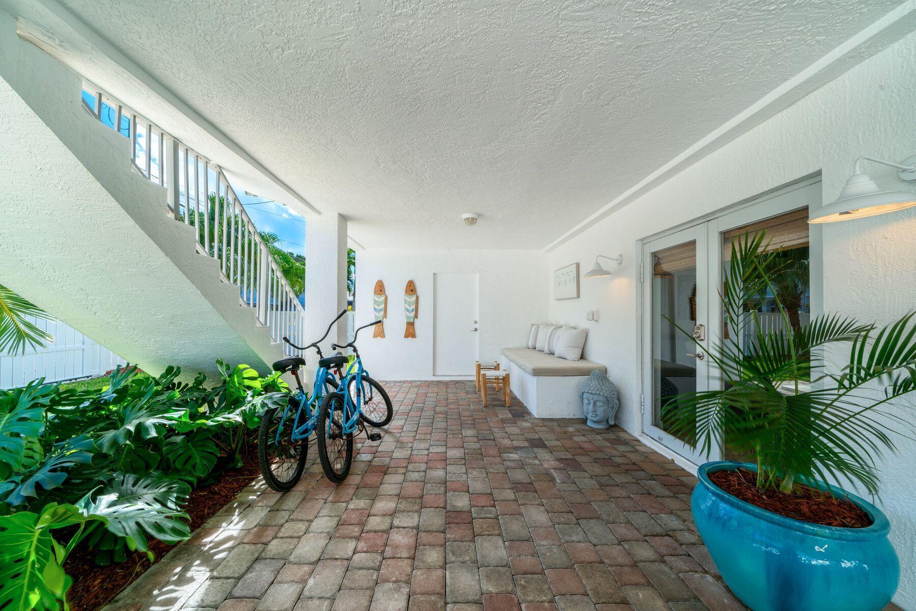 190 Gulfview Drive Property Photo 3