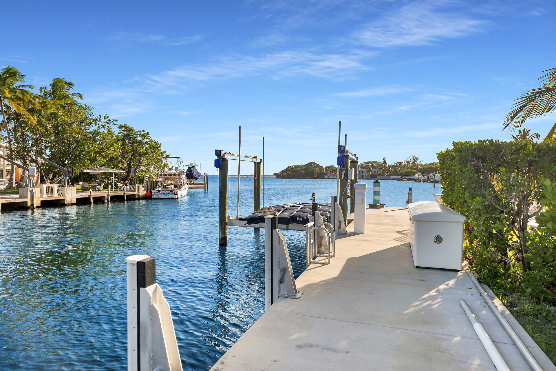 522 Sound Drive Property Photo 1