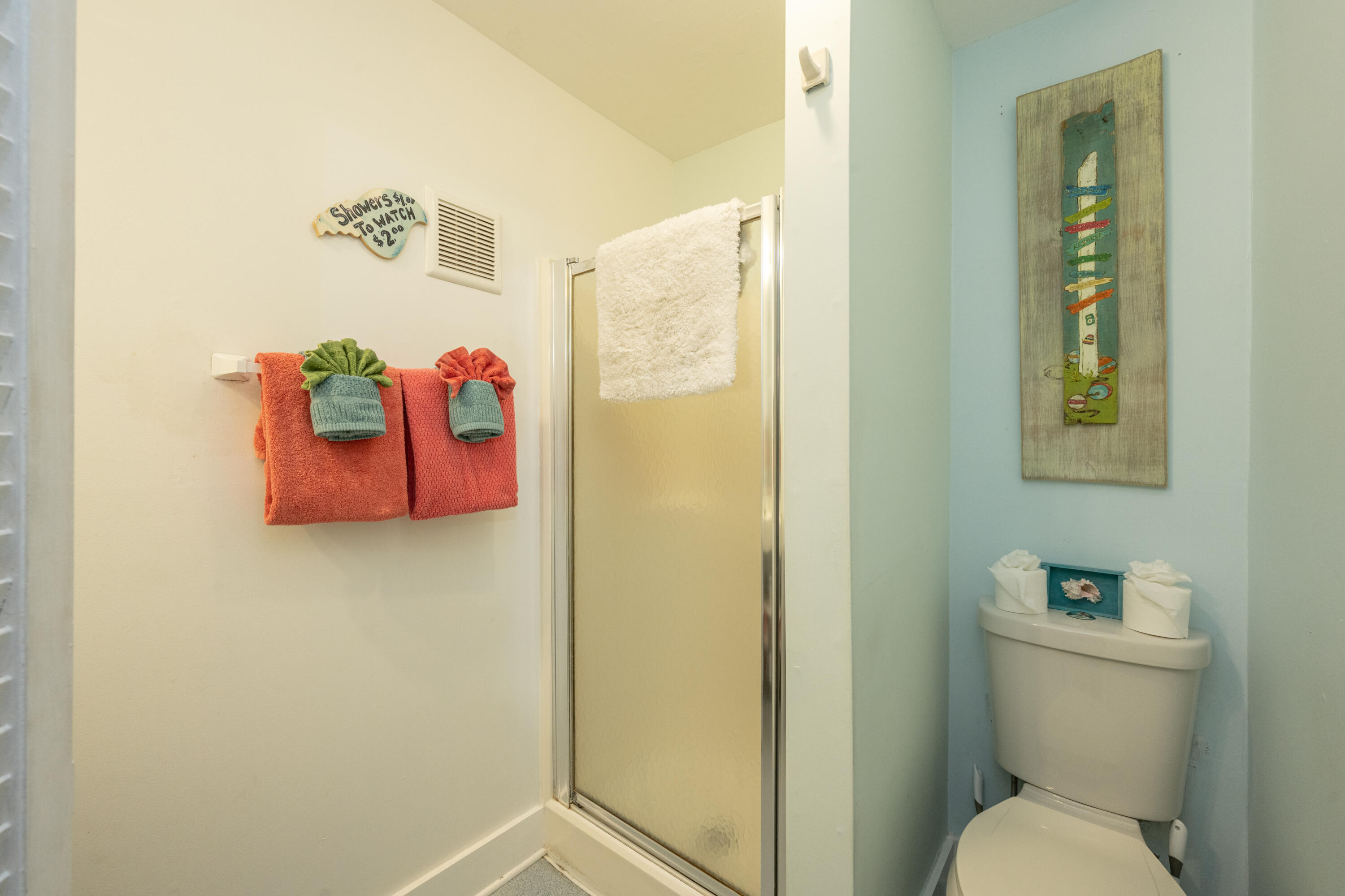 415 Julia Street Property Photo 14