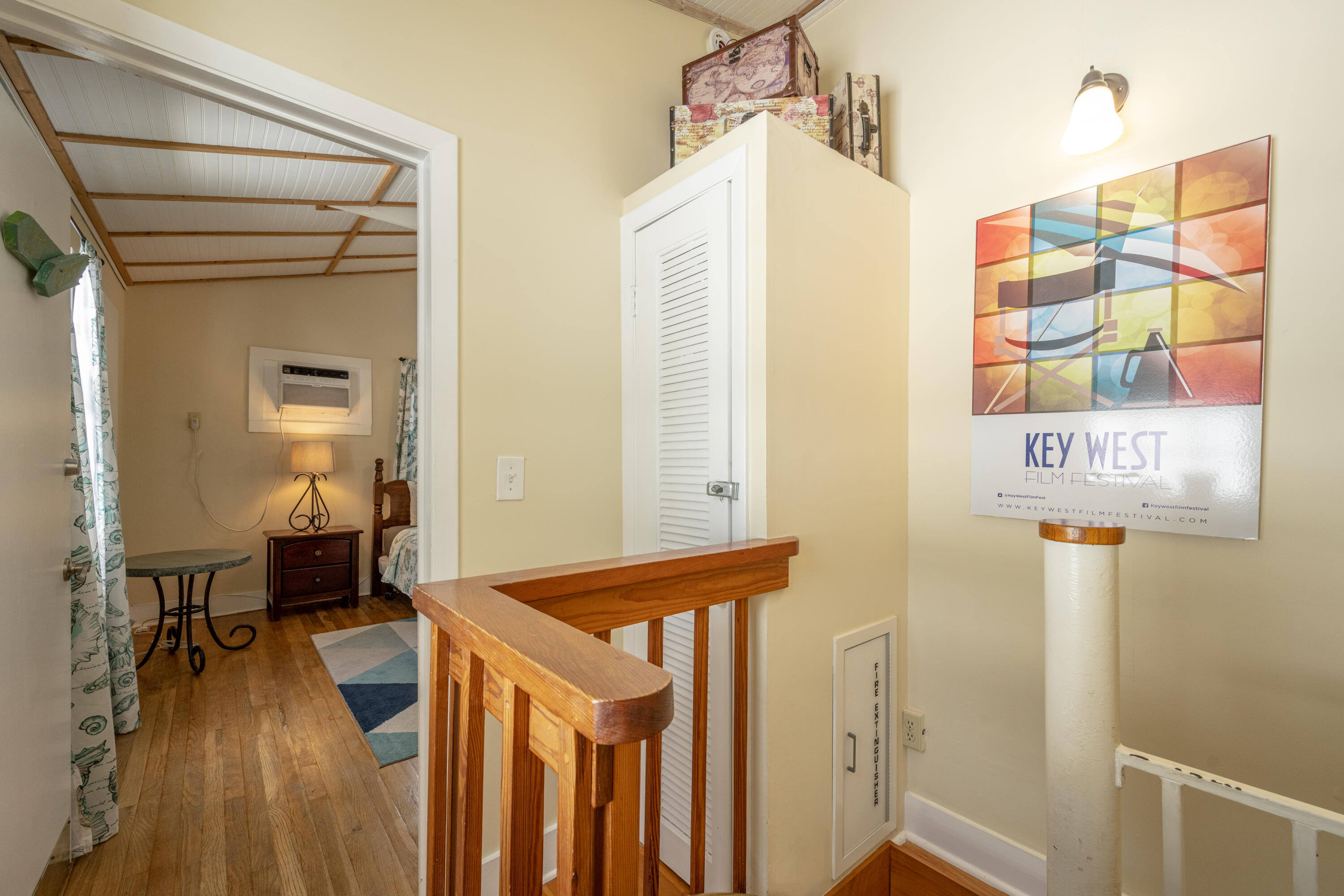 415 Julia Street Property Photo 16