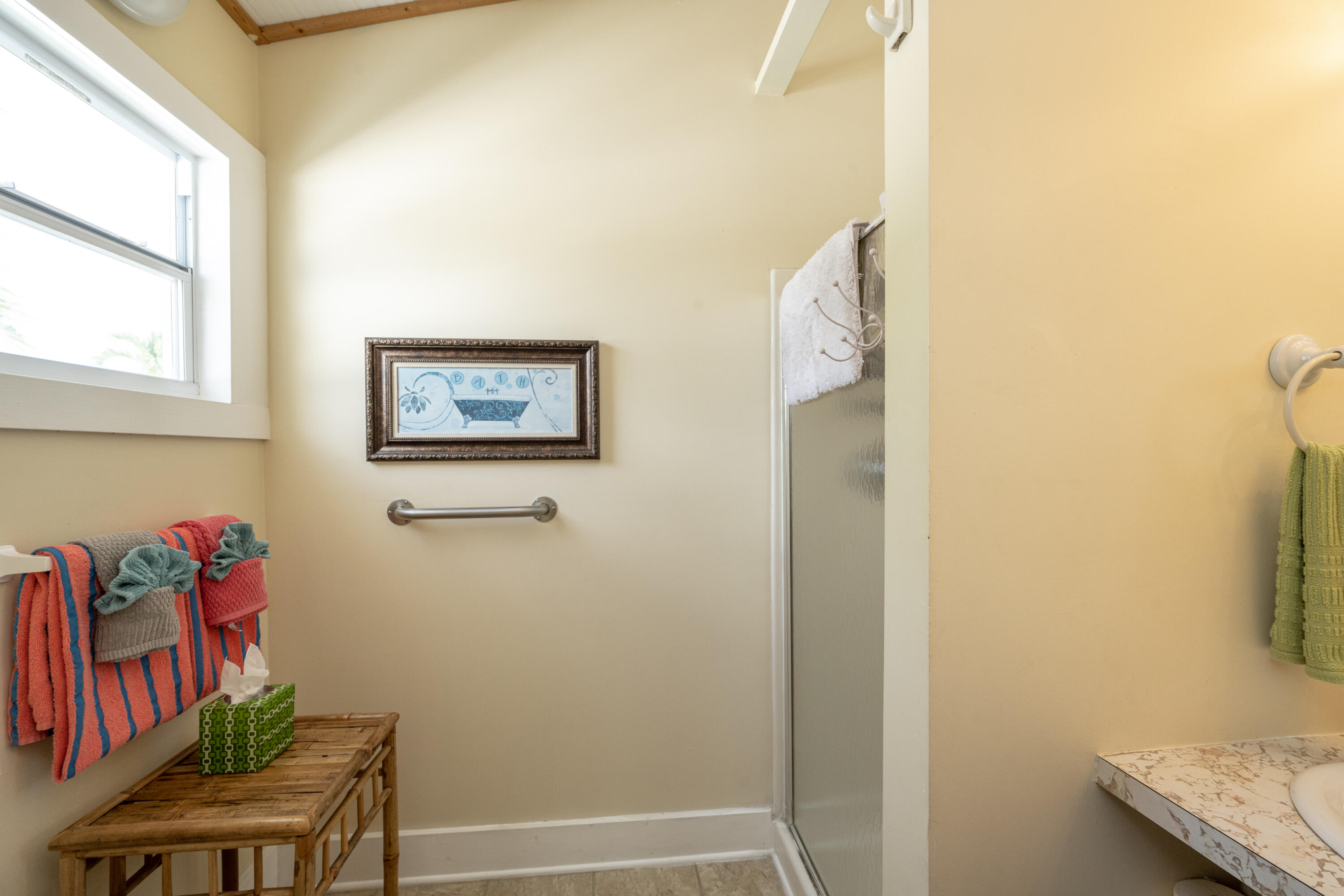 415 Julia Street Property Photo 20