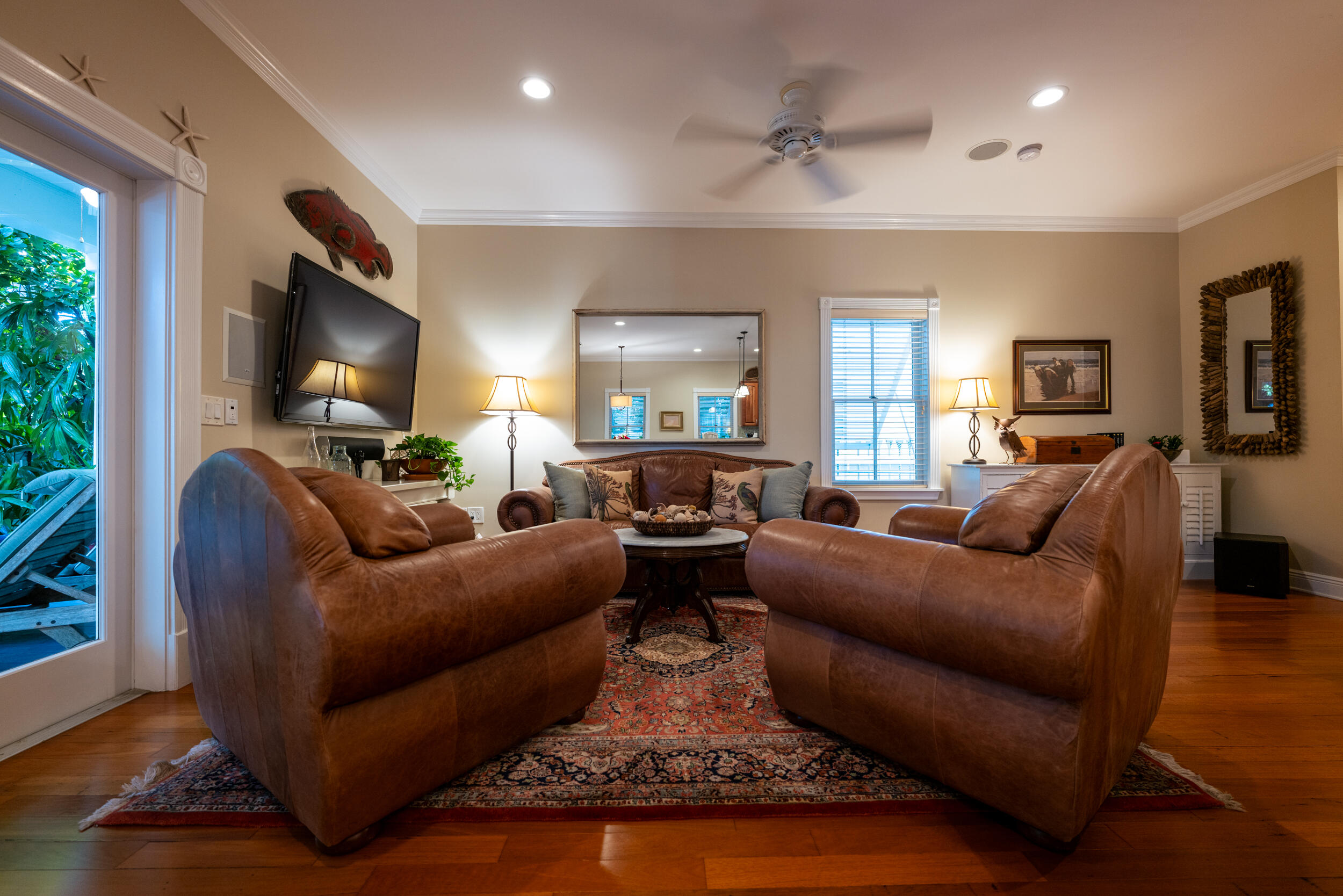 410 Louisa Street Property Photo 5