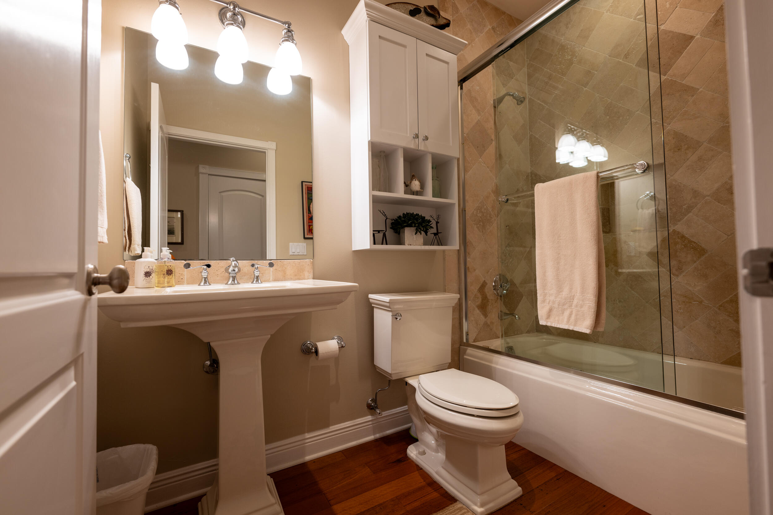 410 Louisa Street Property Photo 26