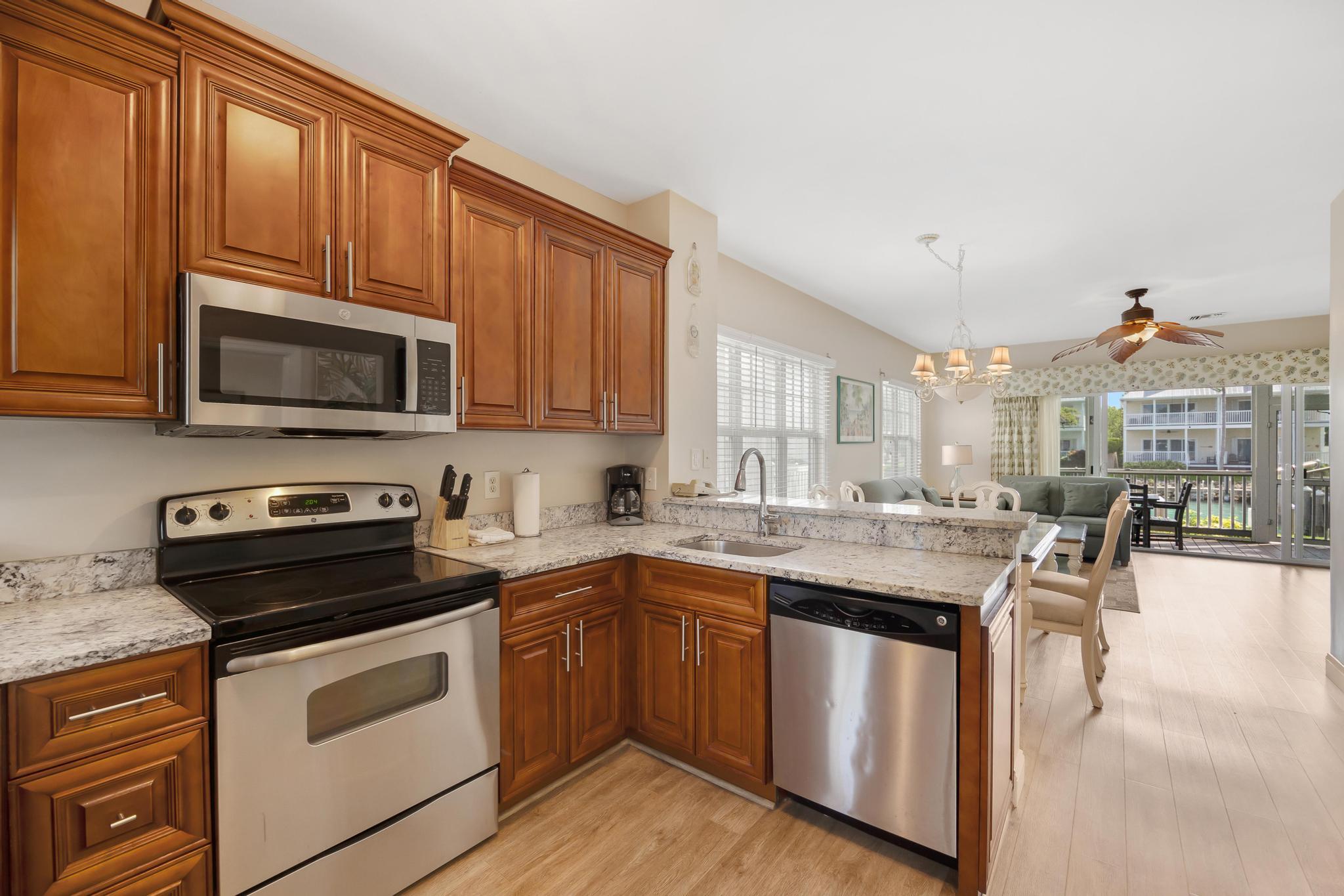 7070 Hawks Cay Boulevard Property Photo 12