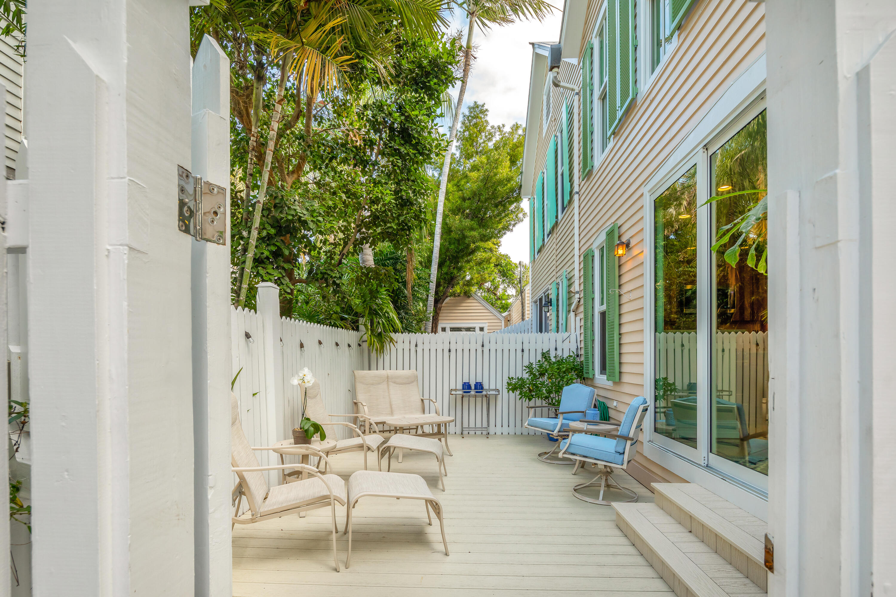1209 Grinnell Street, G Property Photo 4
