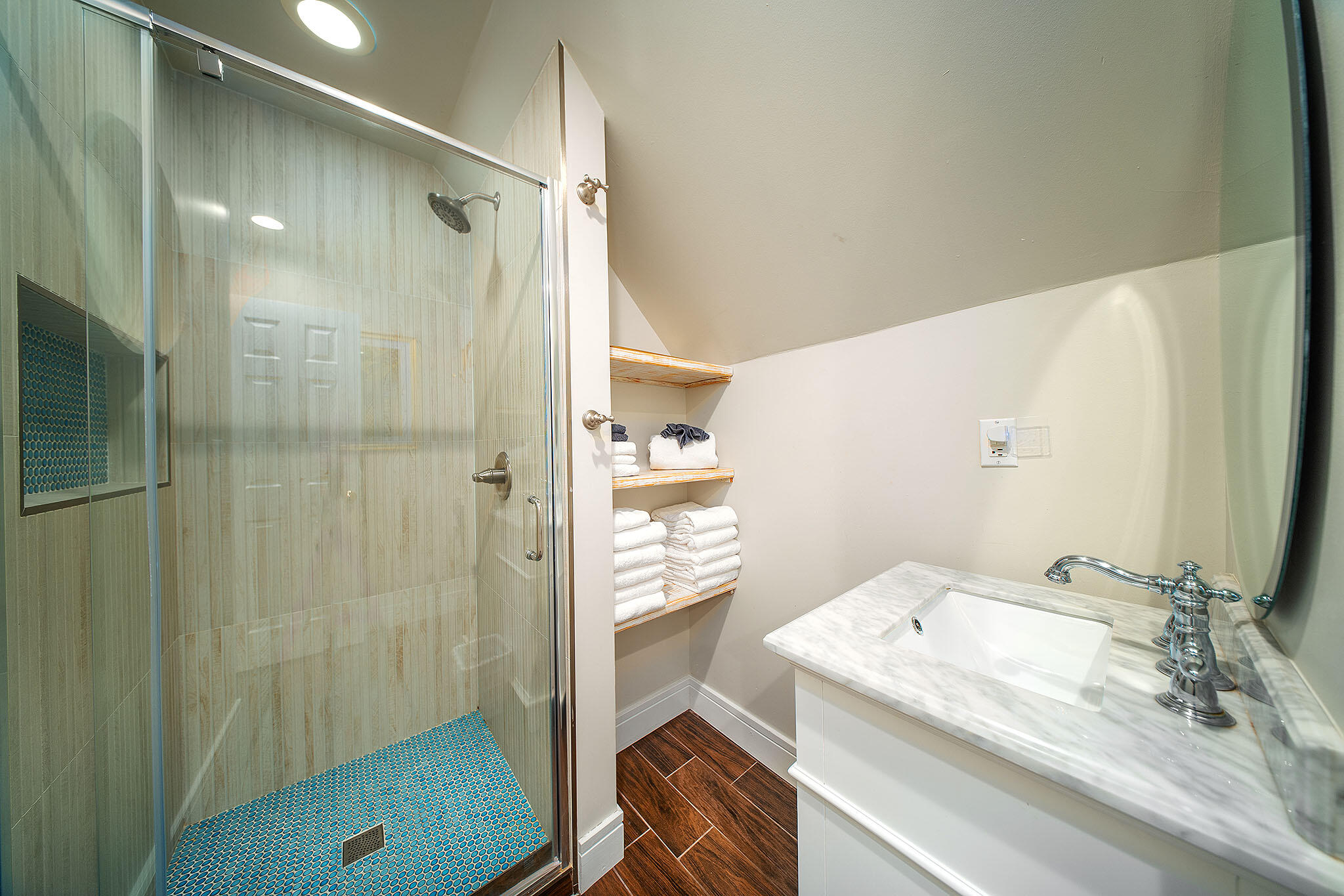 102 Admirals Lane Property Photo 44