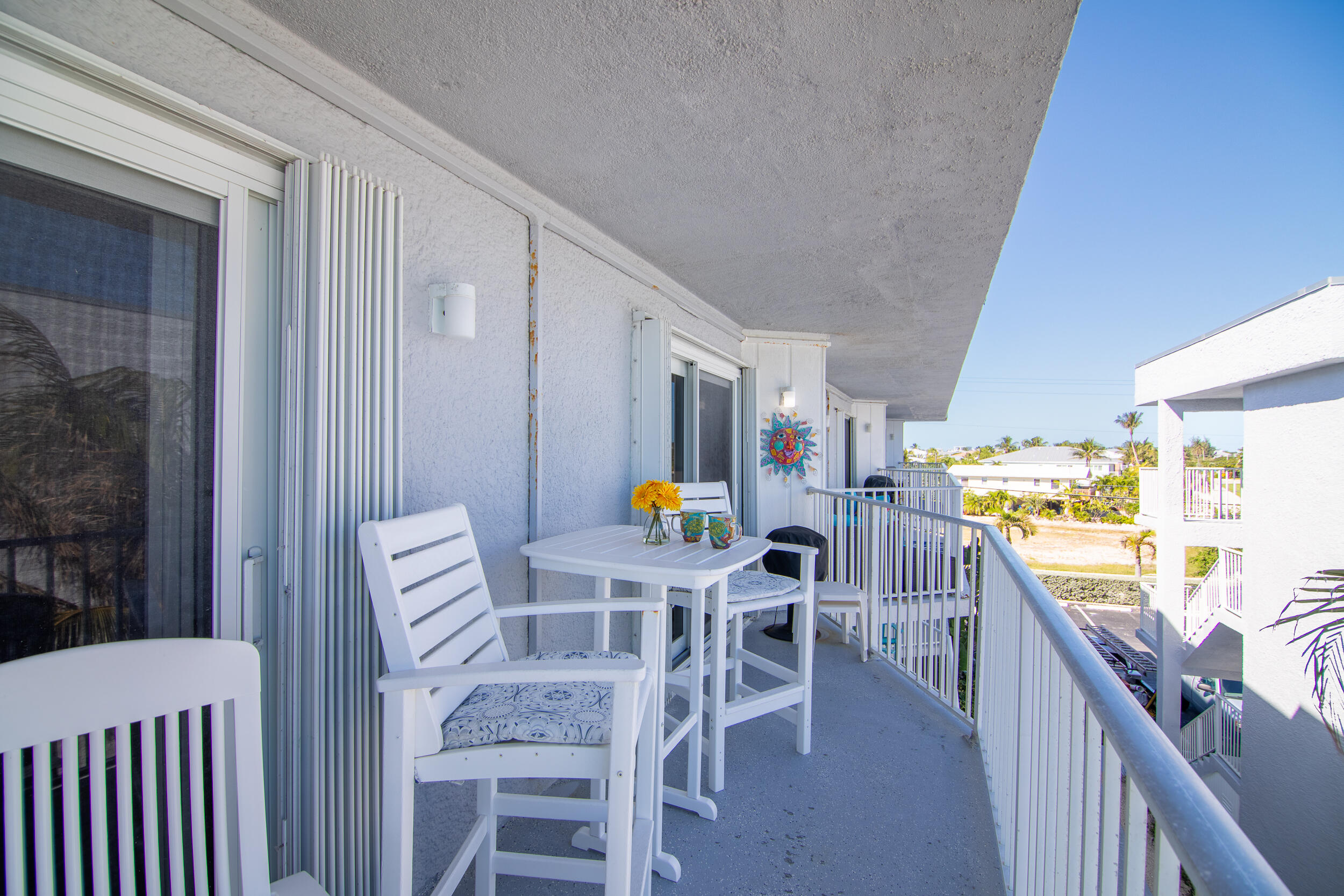201 E Ocean Drive, 310 Property Photo 6
