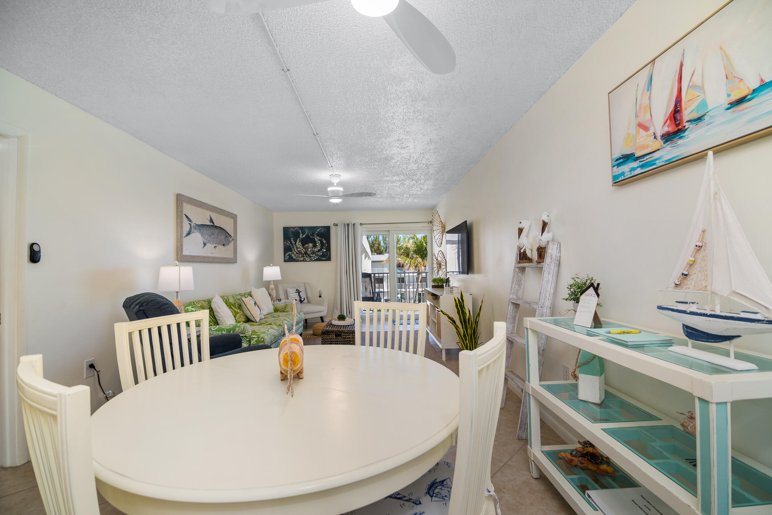 201 E Ocean Drive, 310 Property Photo 19