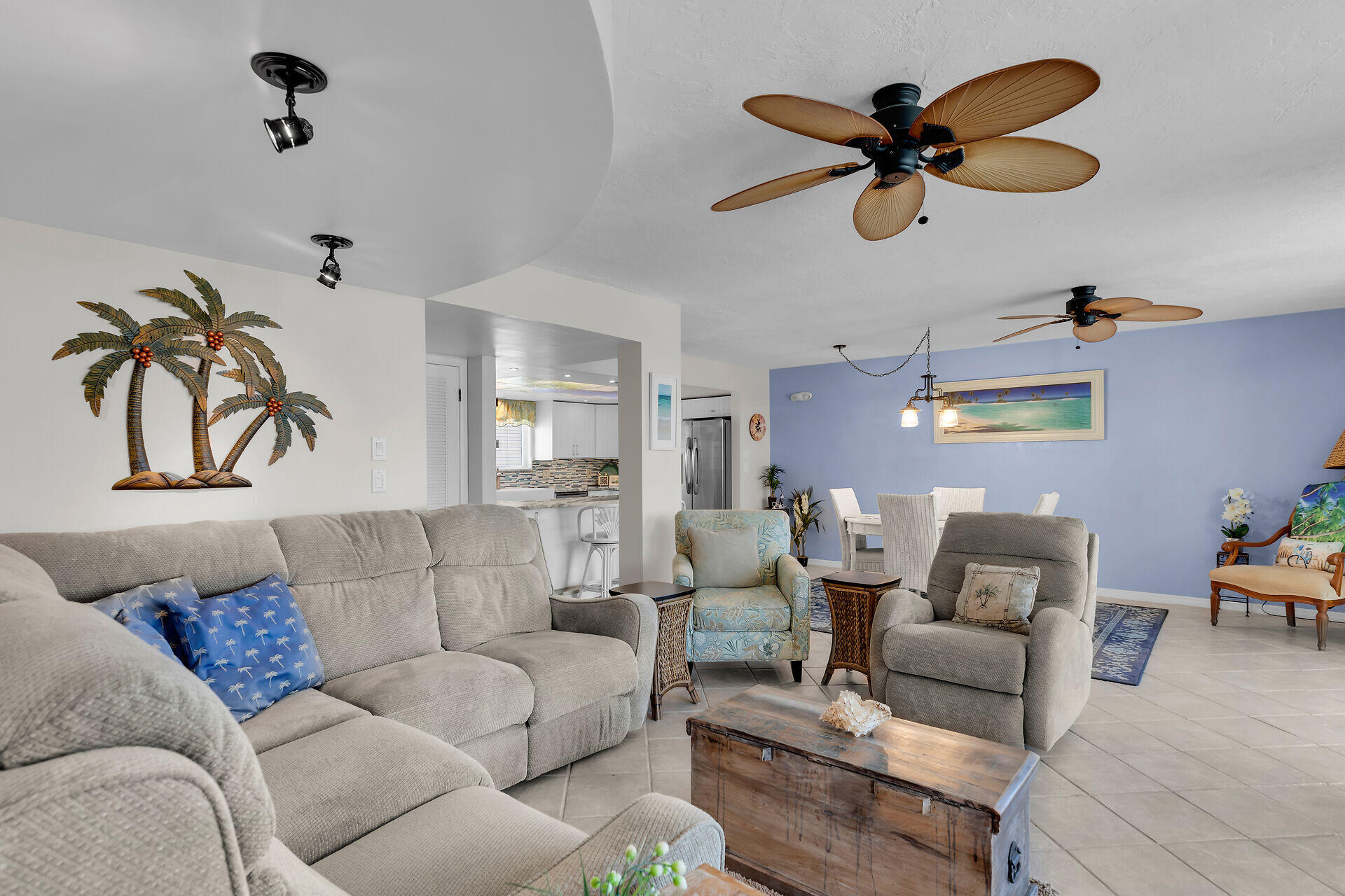 130 Coco Plum Drive, 203 Property Photo 13