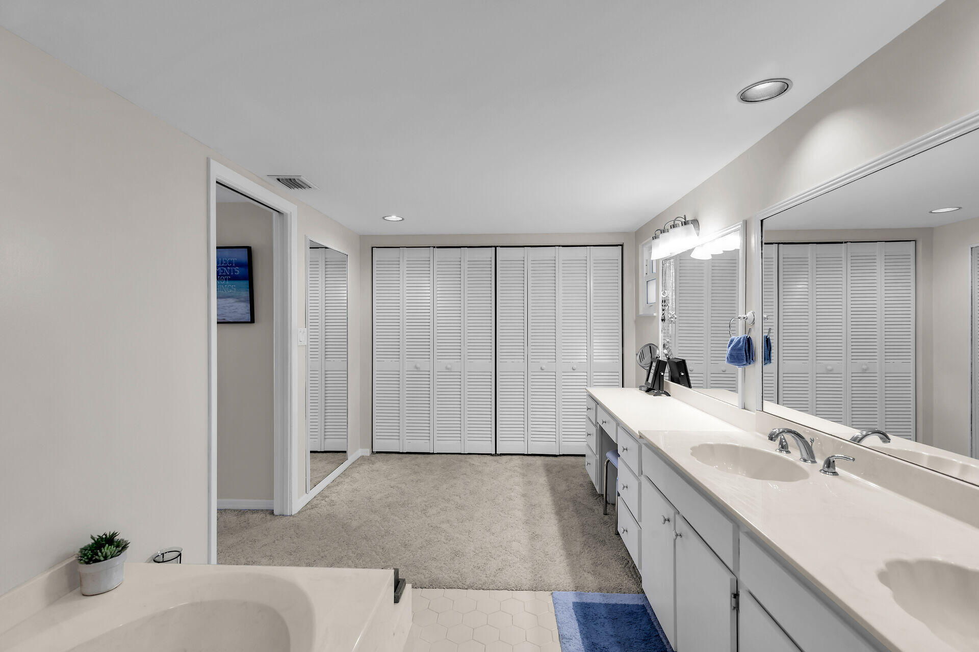 130 Coco Plum Drive, 203 Property Photo 26