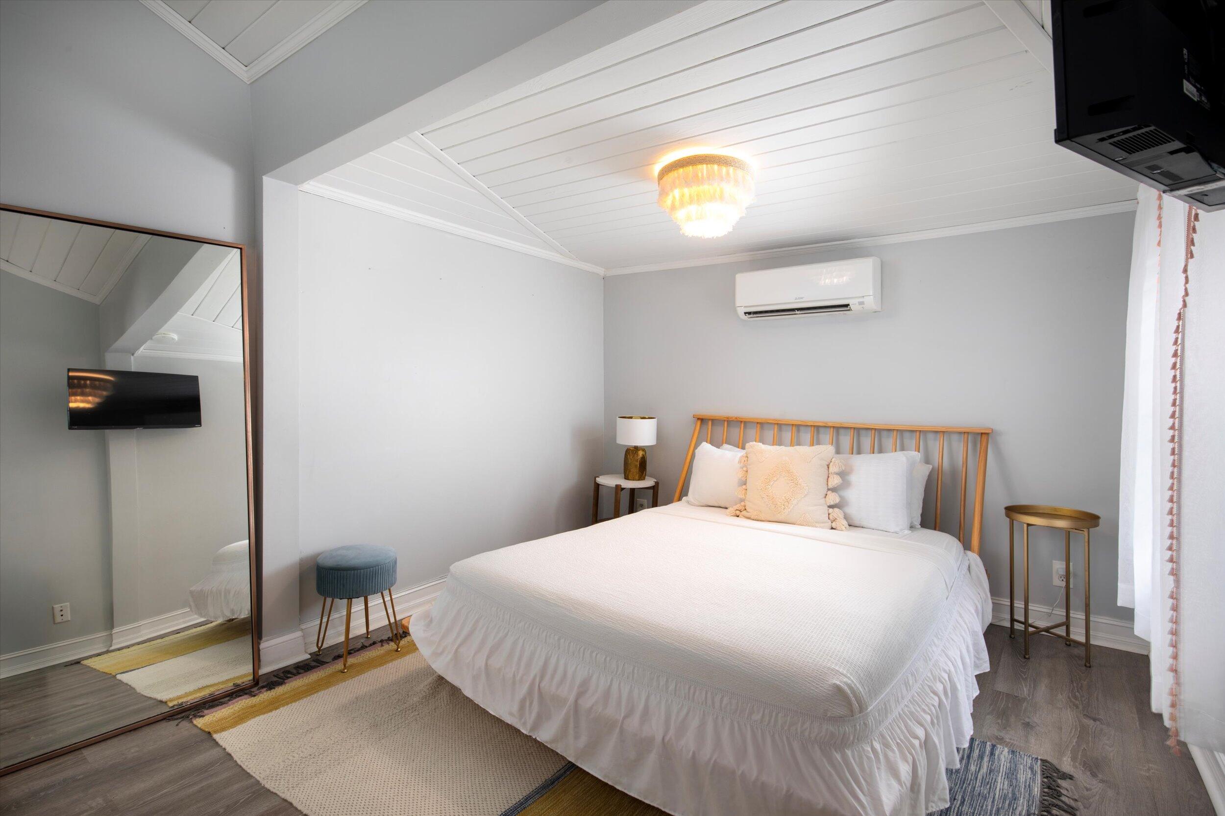 914 Packer Street, 3 Property Photo 10