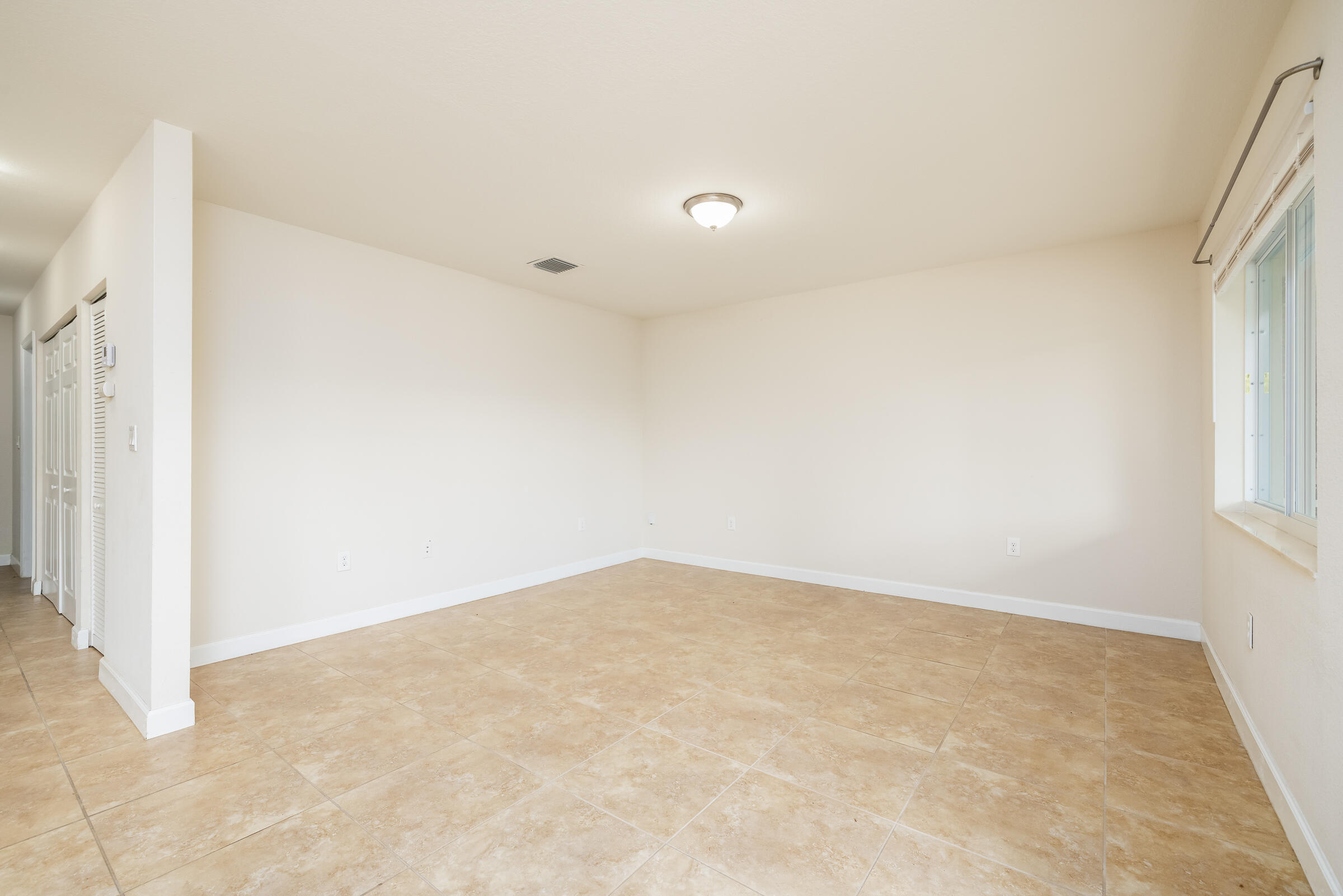 529 Beach Road Property Photo 7
