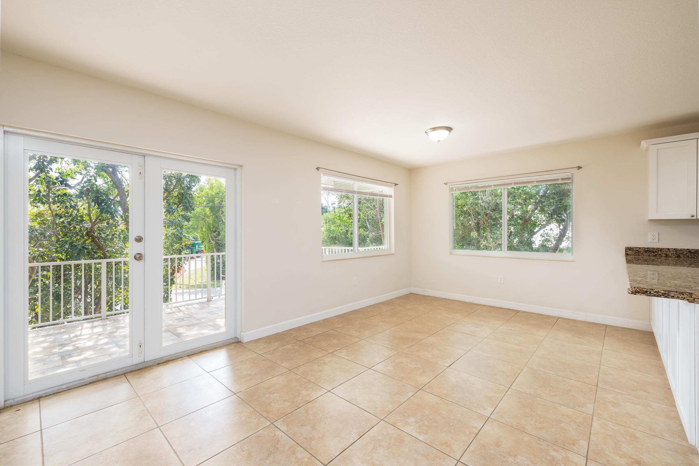 529 Beach Road Property Photo 14