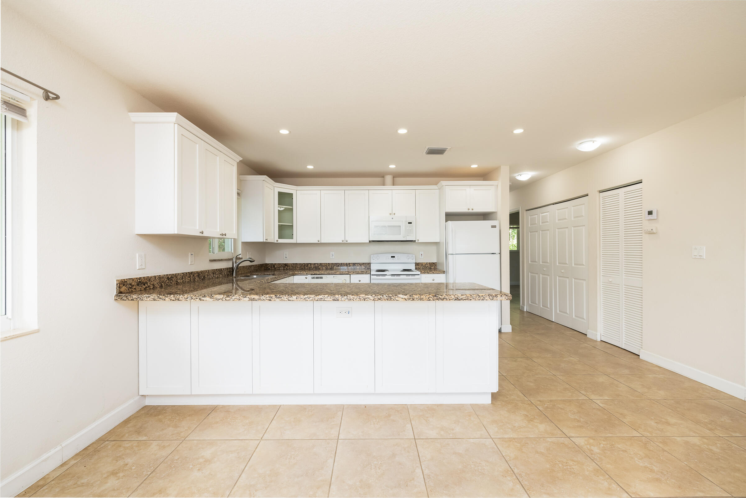 529 Beach Road Property Photo 15