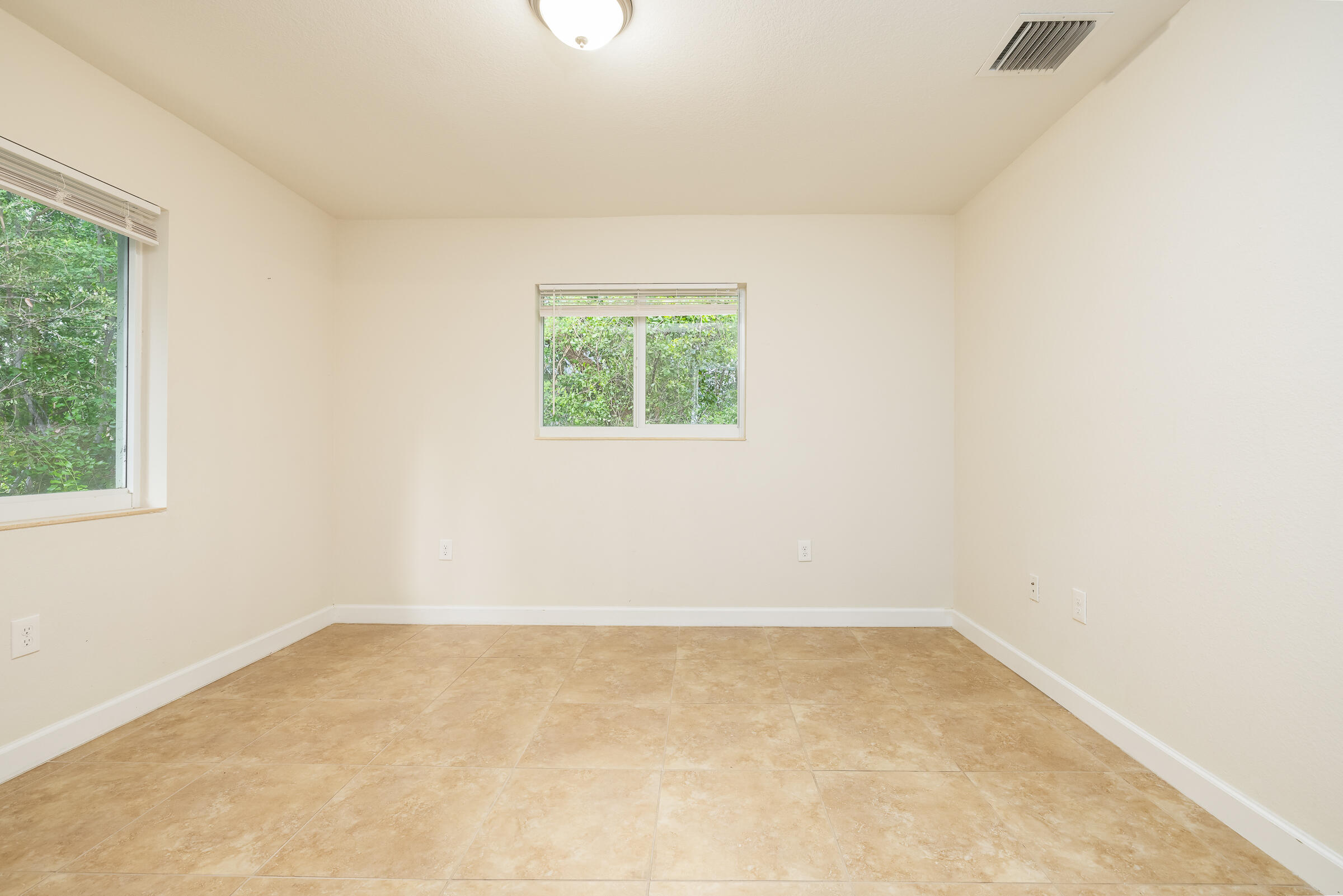 529 Beach Road Property Photo 26