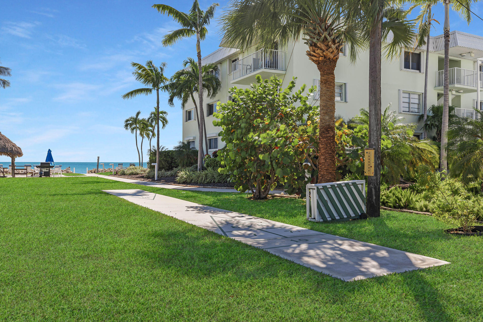 1101 W Ocean Drive, 19 Property Photo 22