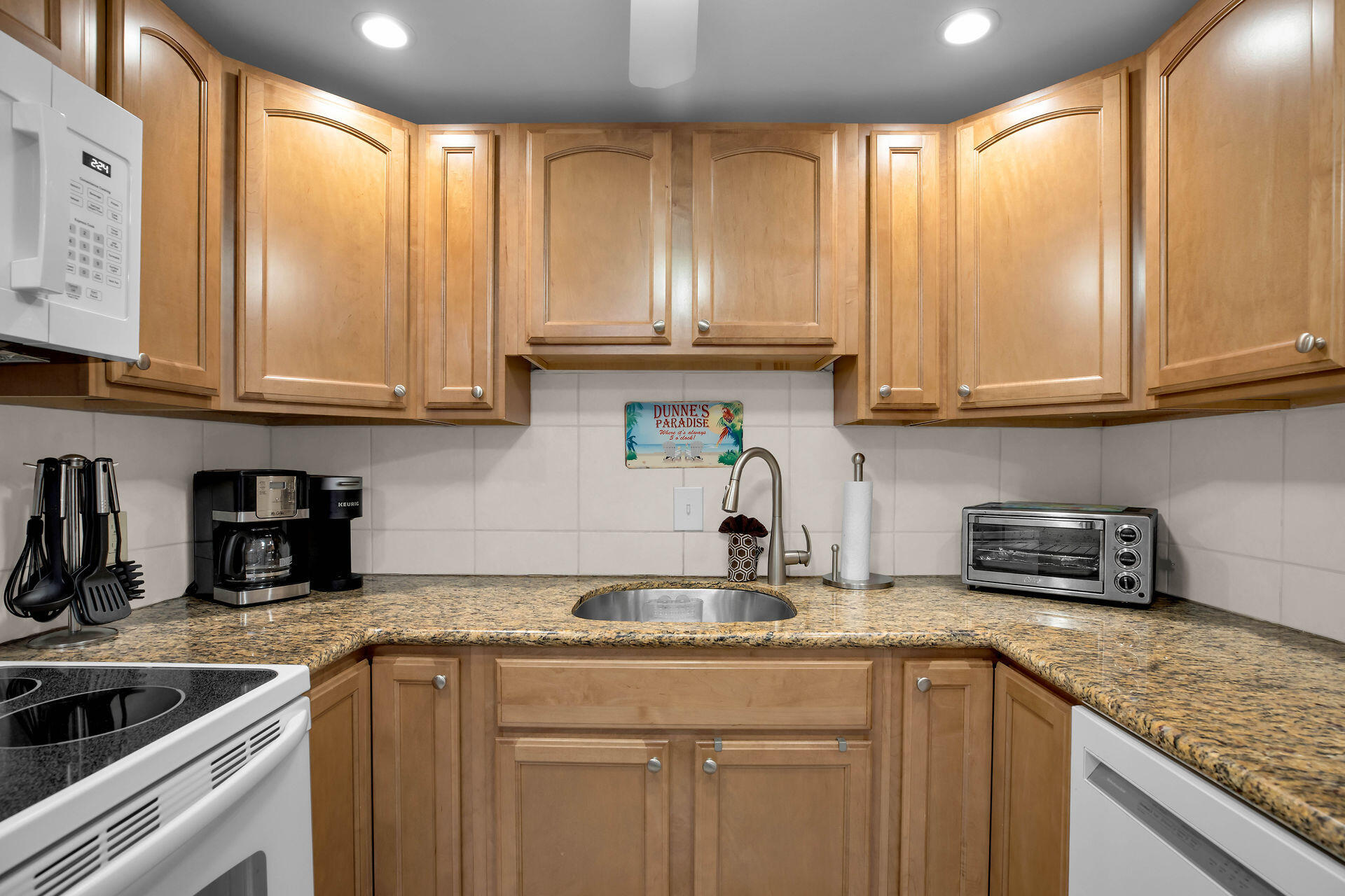 1101 W Ocean Drive, 19 Property Photo 42