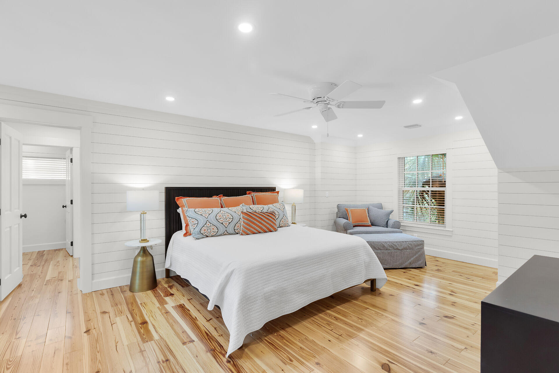 831 Georgia Street Property Photo 26
