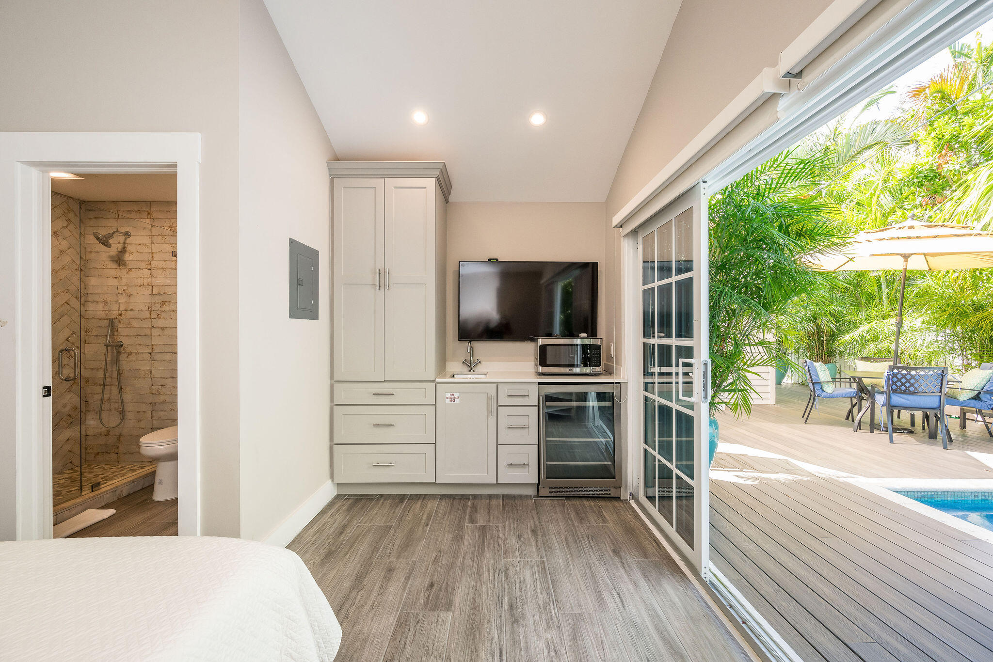 711 Olivia Street Property Photo 26
