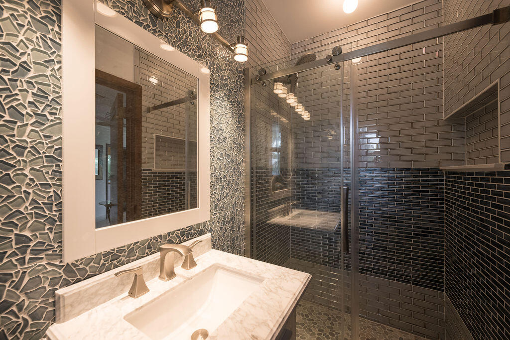 3446 Riviera Drive Property Photo 24