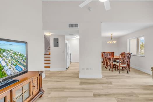 118 Cortez Drive, A Property Photo 10
