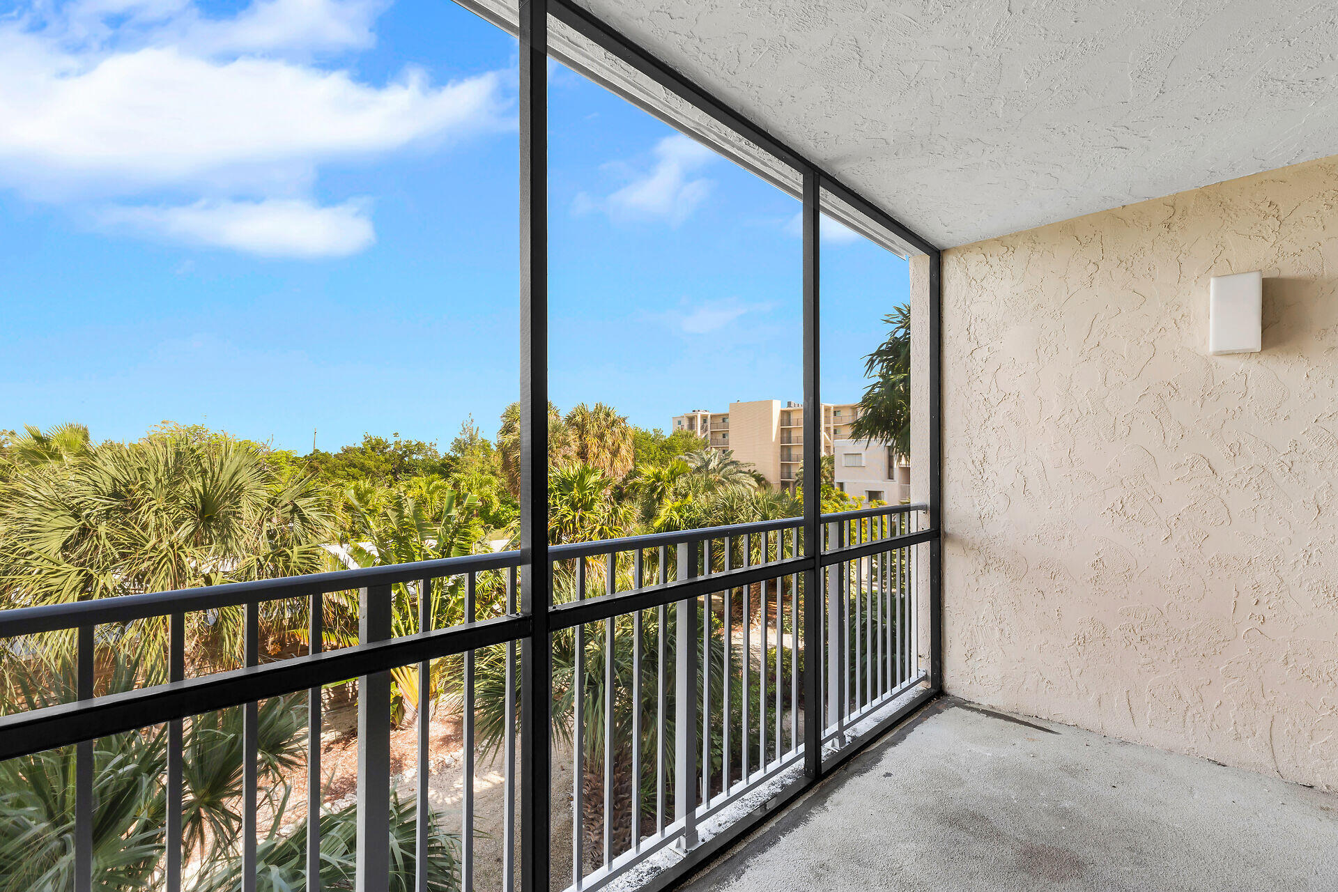 133 Coco Plum Drive, 22 Property Photo 6