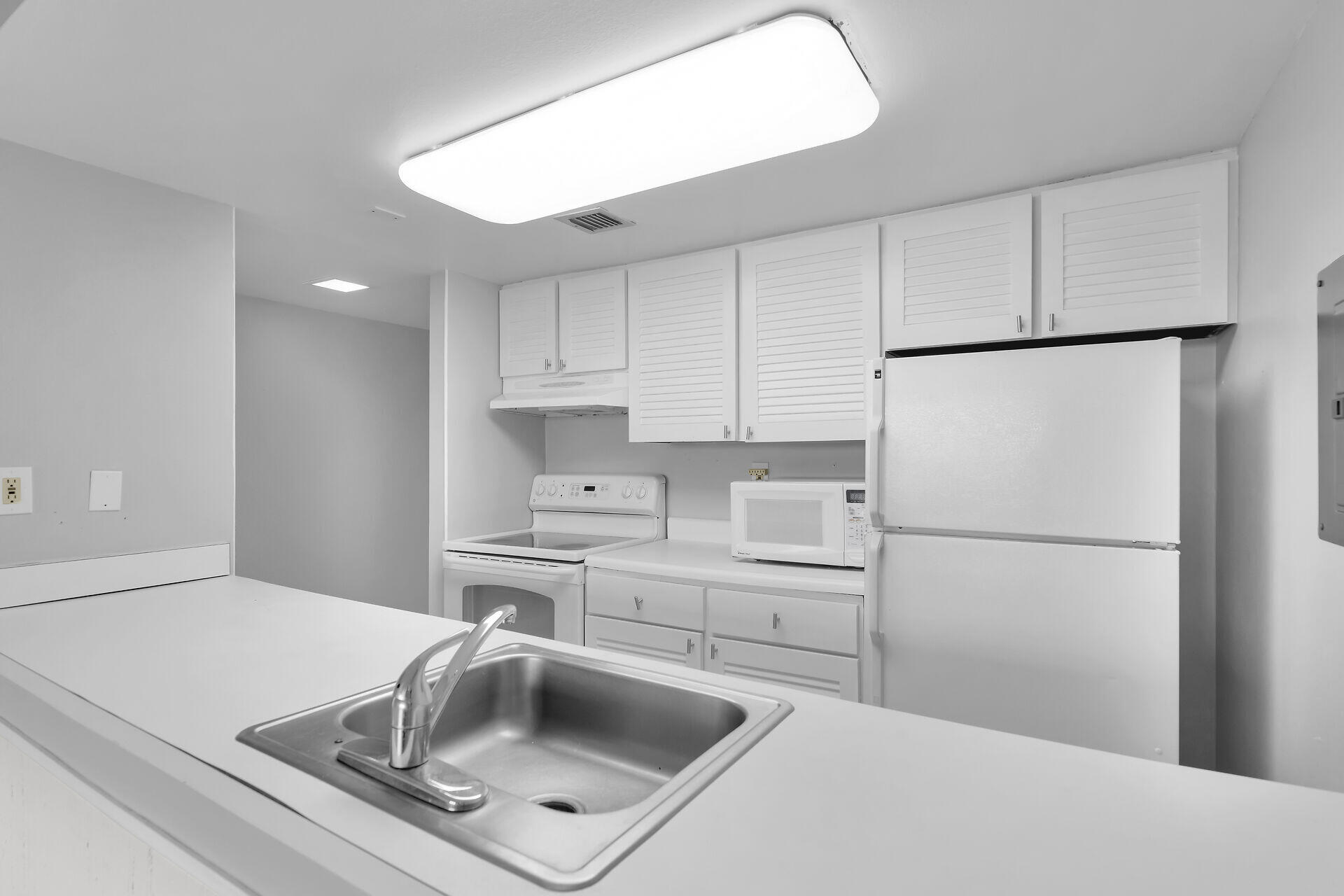 133 Coco Plum Drive, 22 Property Photo 11