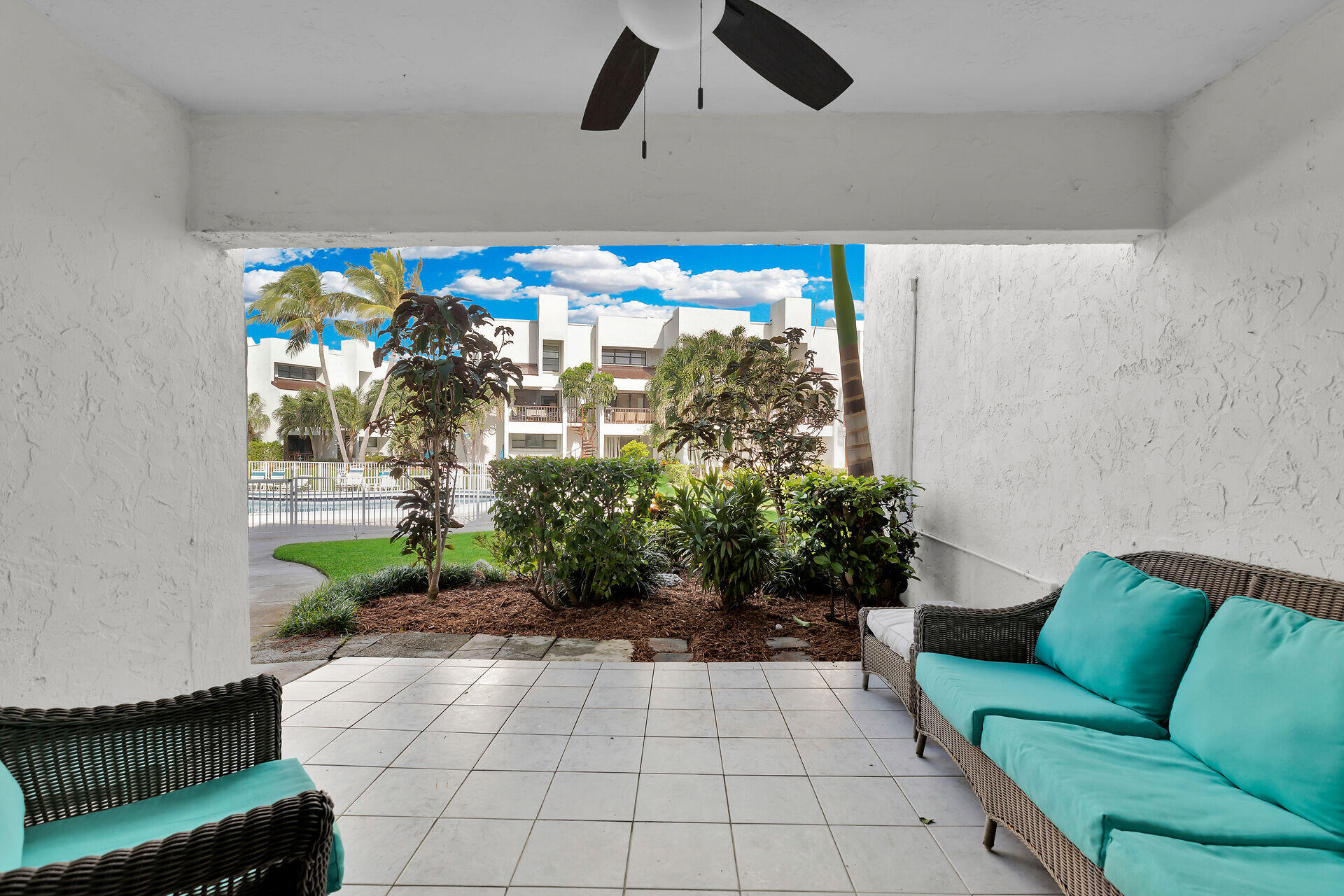 601 W Ocean Drive, 301a Property Photo 5