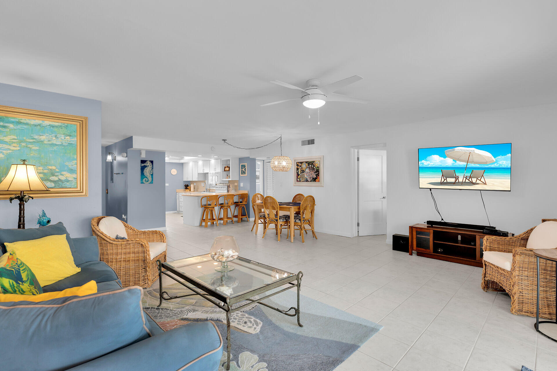 601 W Ocean Drive, 301a Property Photo 9