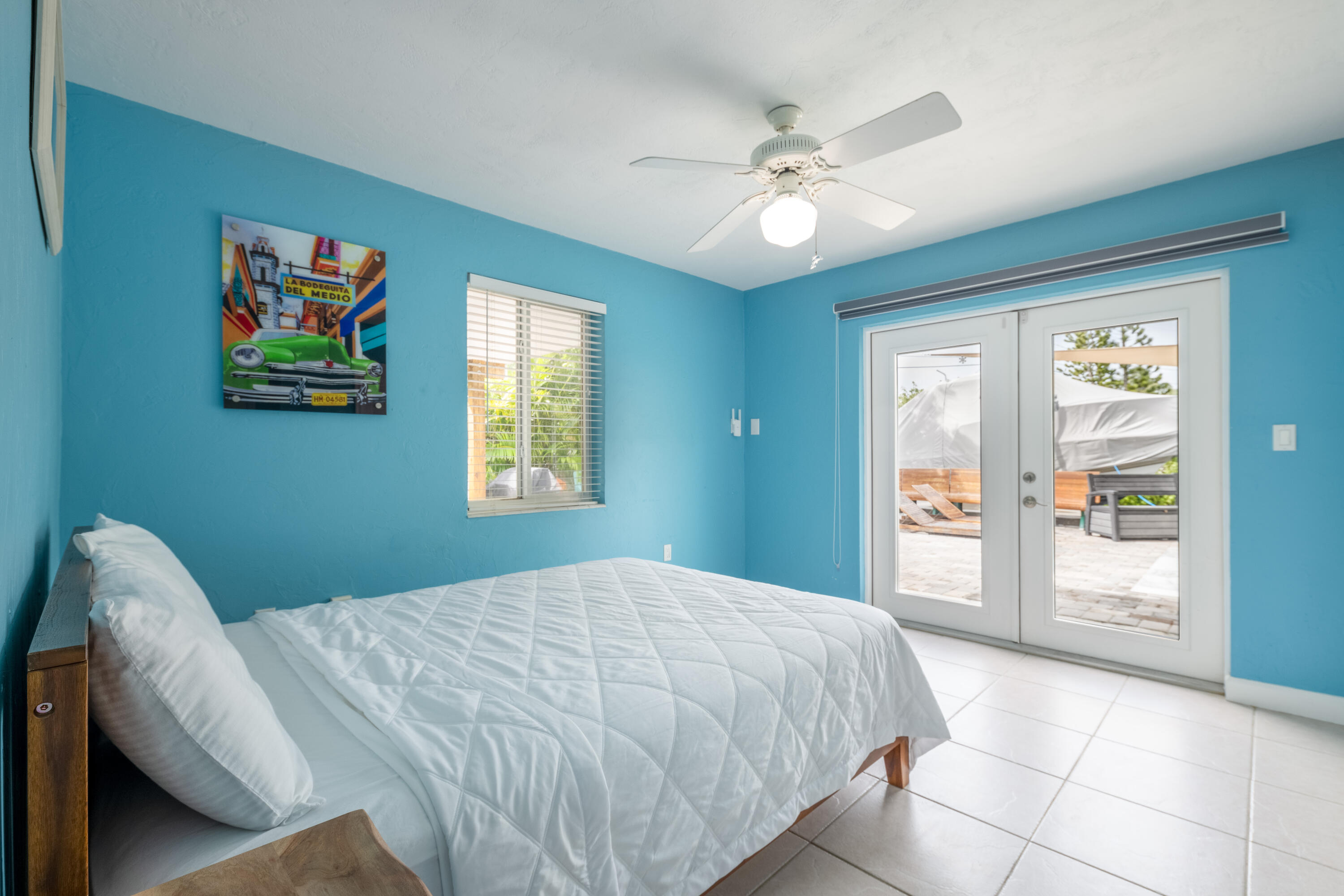 8260 Aviation Boulevard Property Photo 6