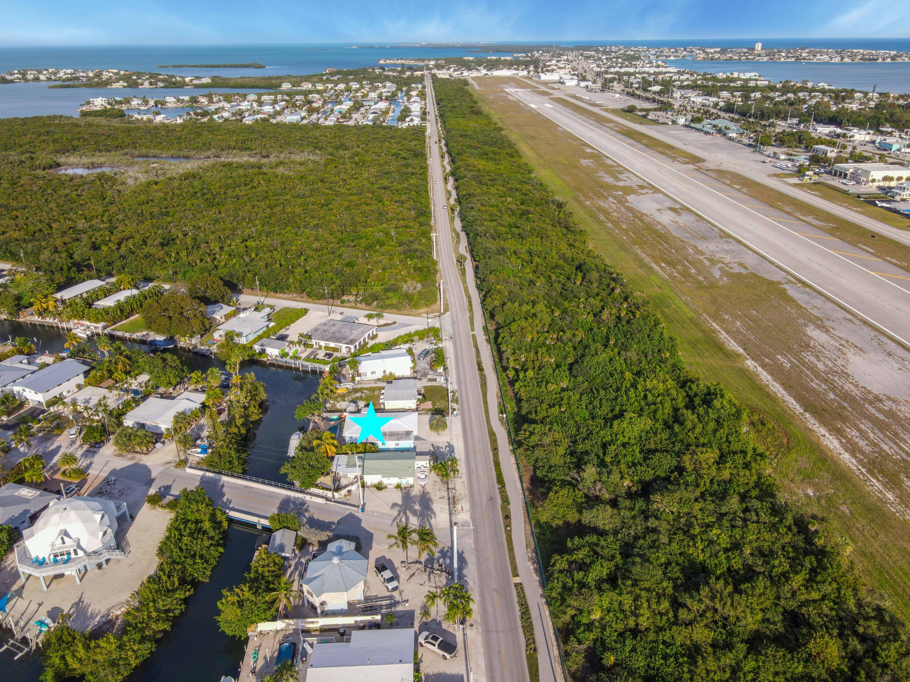 8260 Aviation Boulevard Property Photo 29