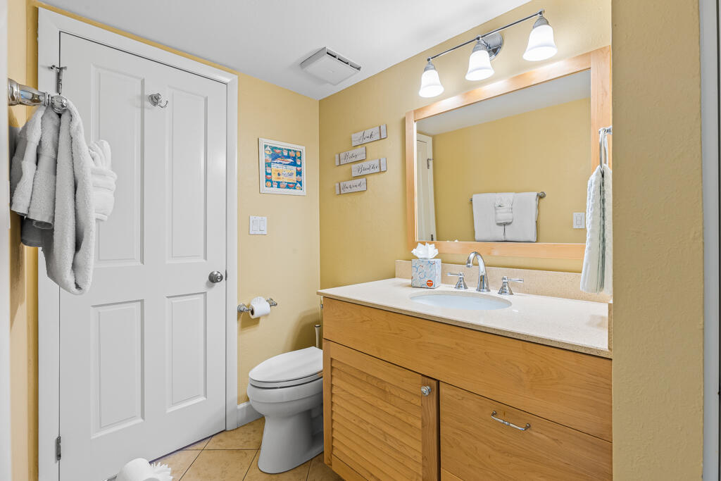 1133 W Ocean Drive, 7 Property Photo 19