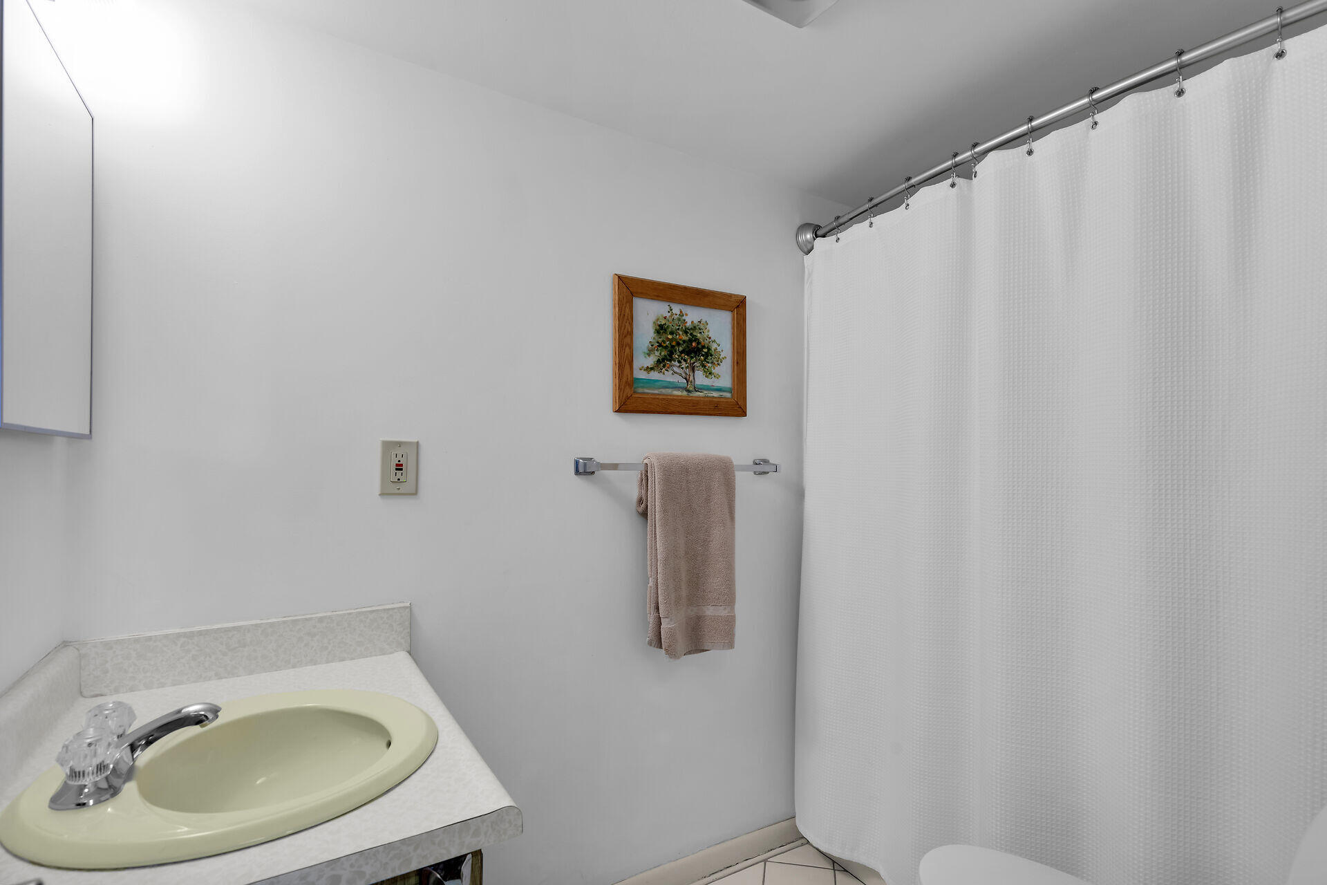 1505 Sombrero Boulevard, 202 Property Photo 25