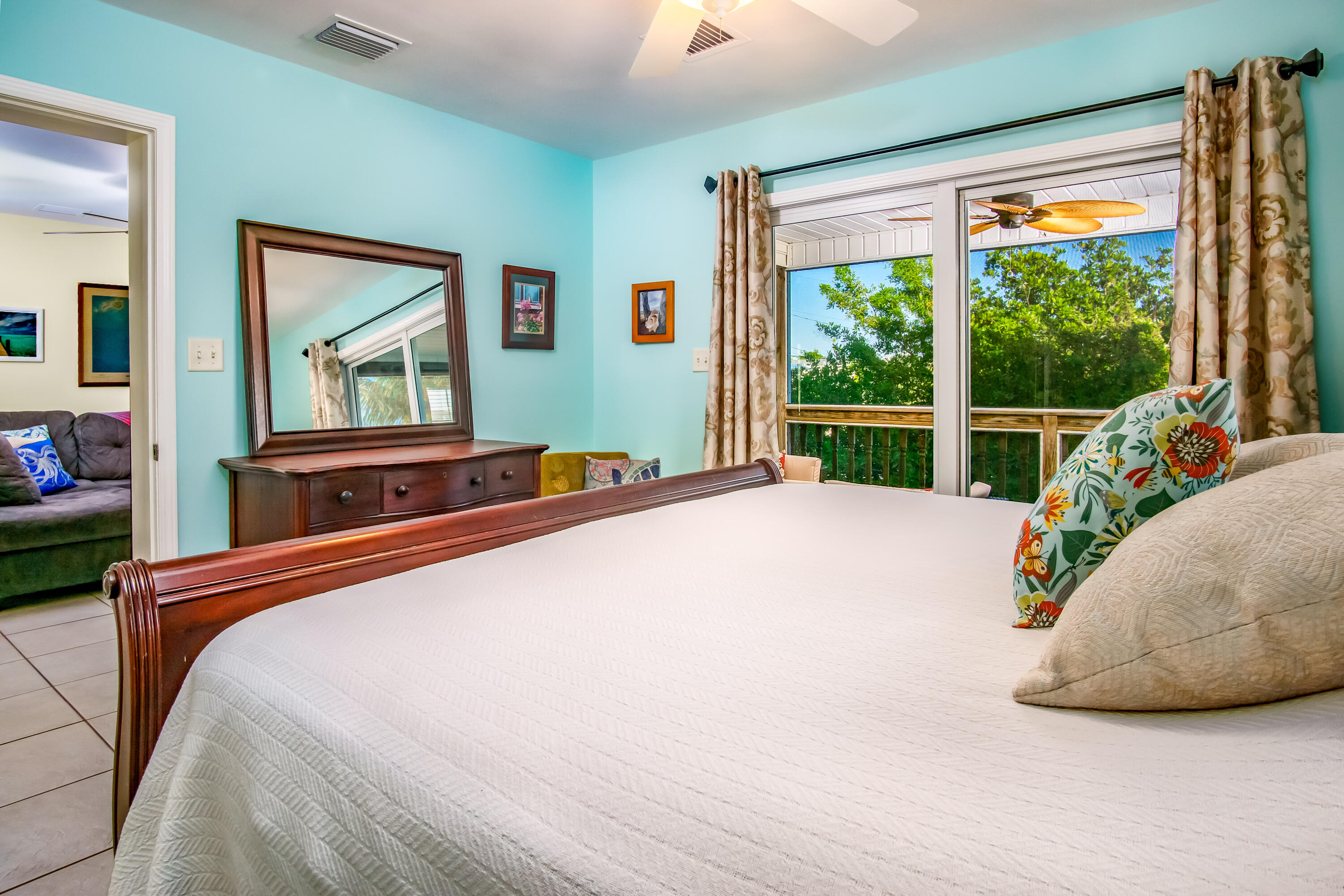 853 Indies Road Property Photo 12