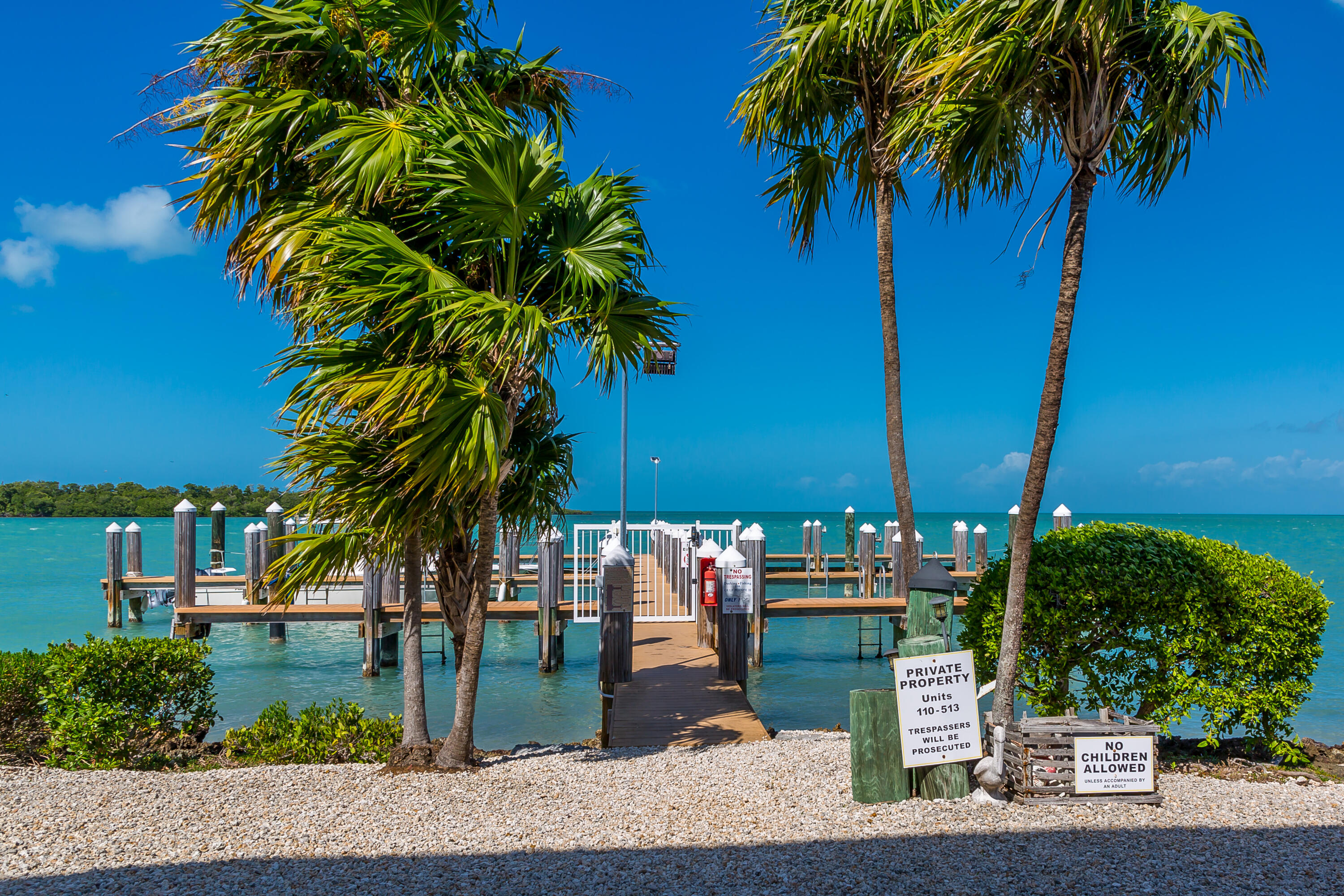 12690 Overseas Highway, 411 Property Photo 4