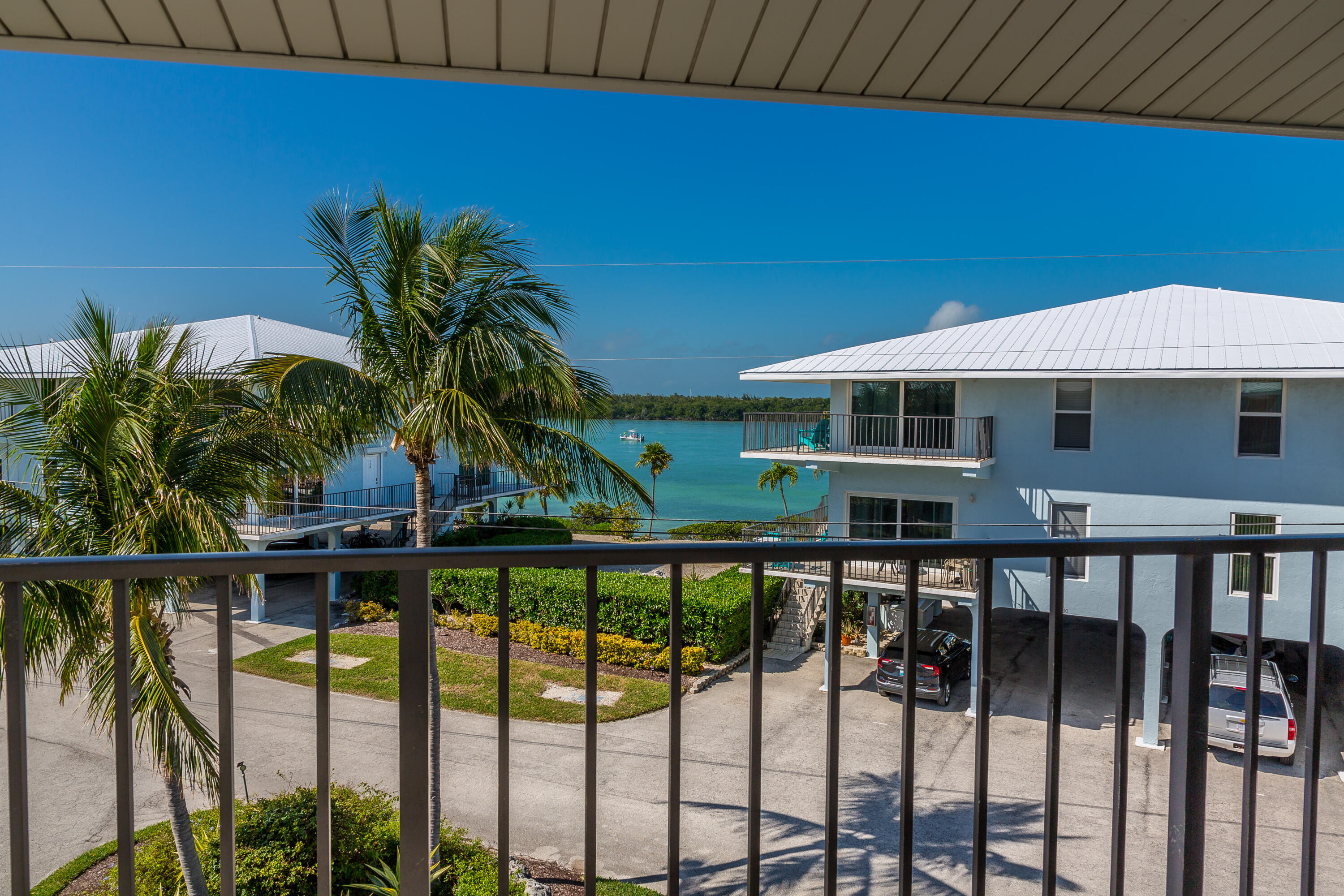 12690 Overseas Highway, 411 Property Photo 28