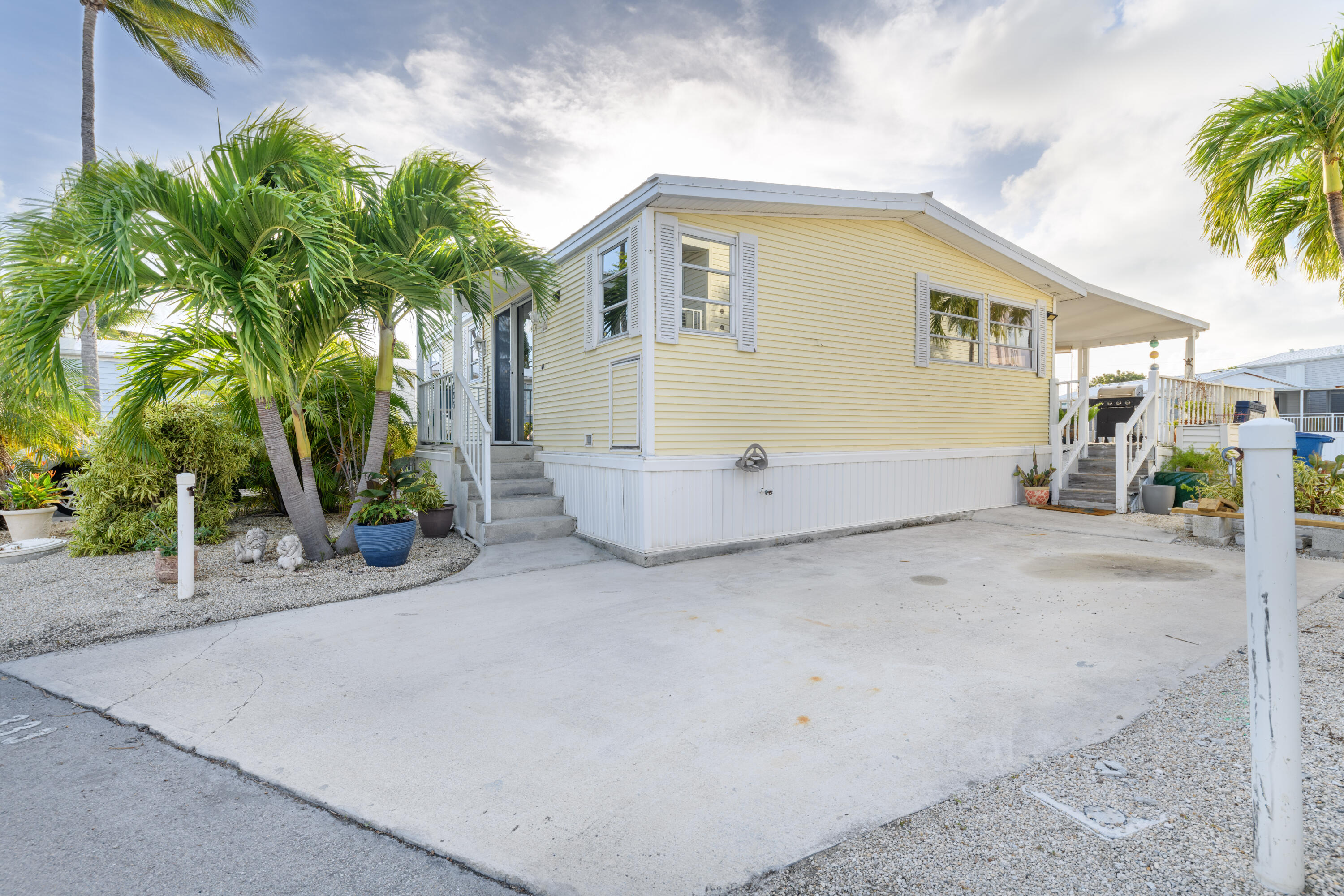 701 Spanish Main Drive, 333 Property Photo 19